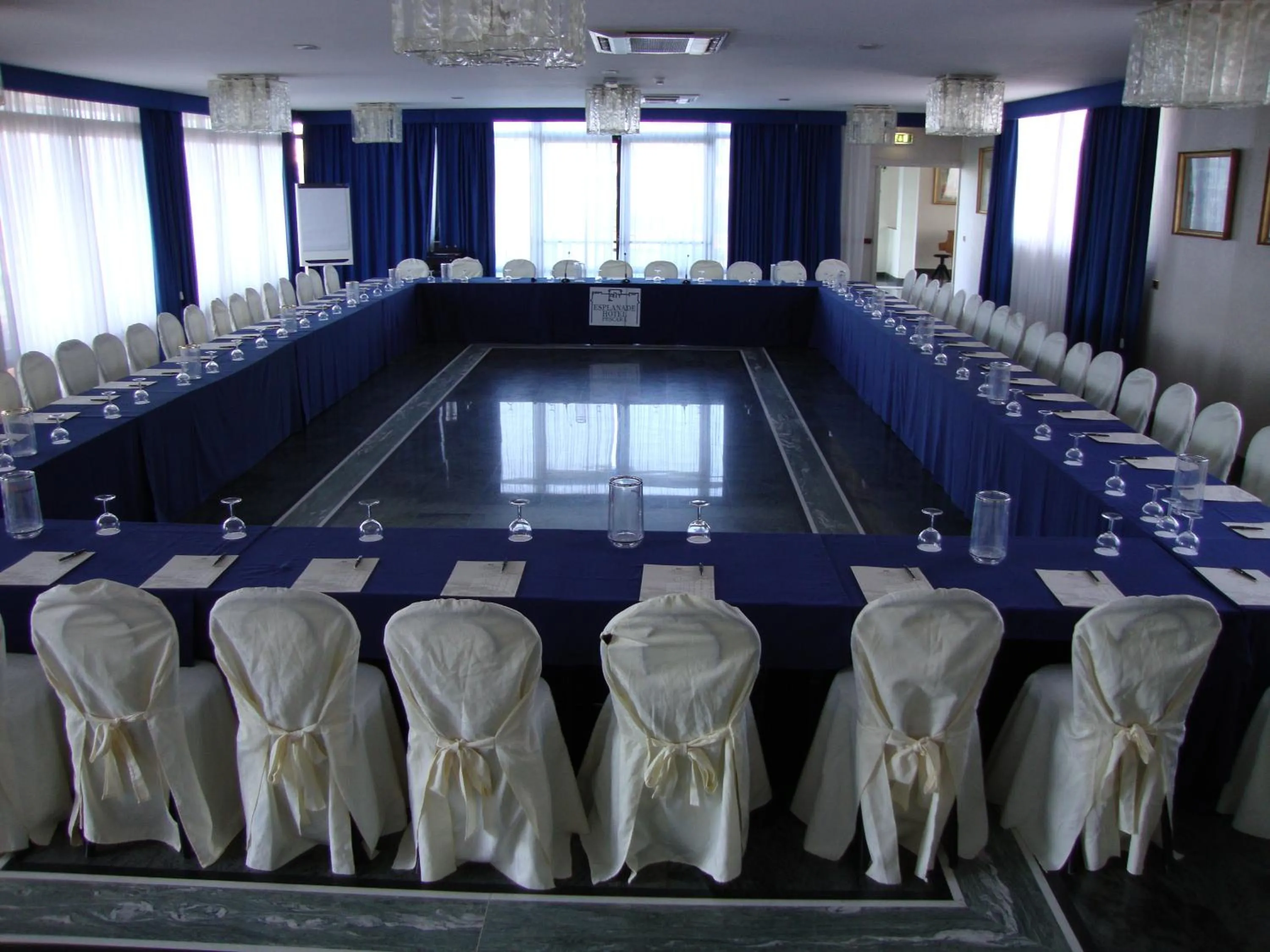 Business facilities in Hotel Esplanade