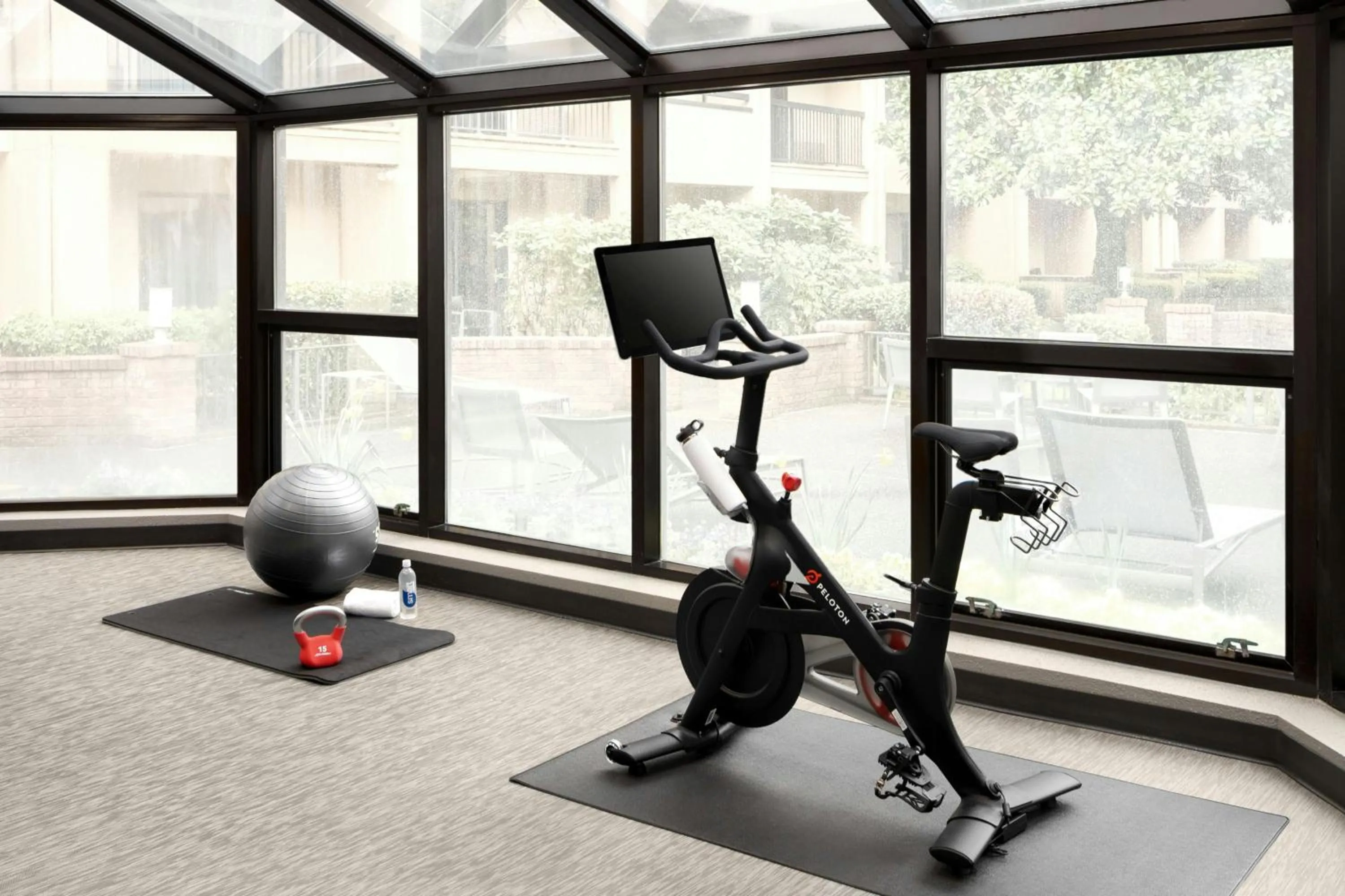 Fitness centre/facilities in Courtyard by Marriott Portland Beaverton