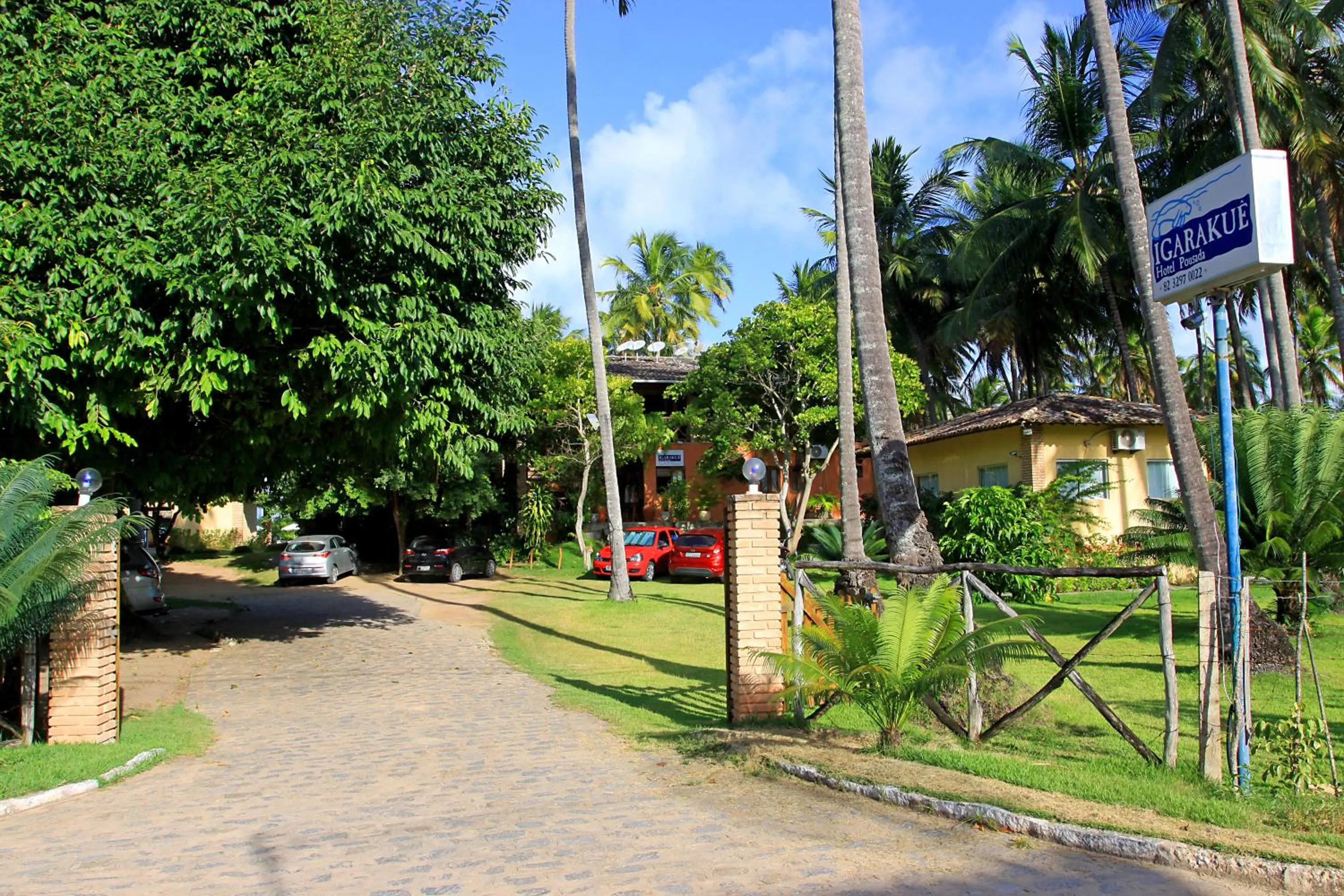 Spring in Igarakuê Flat