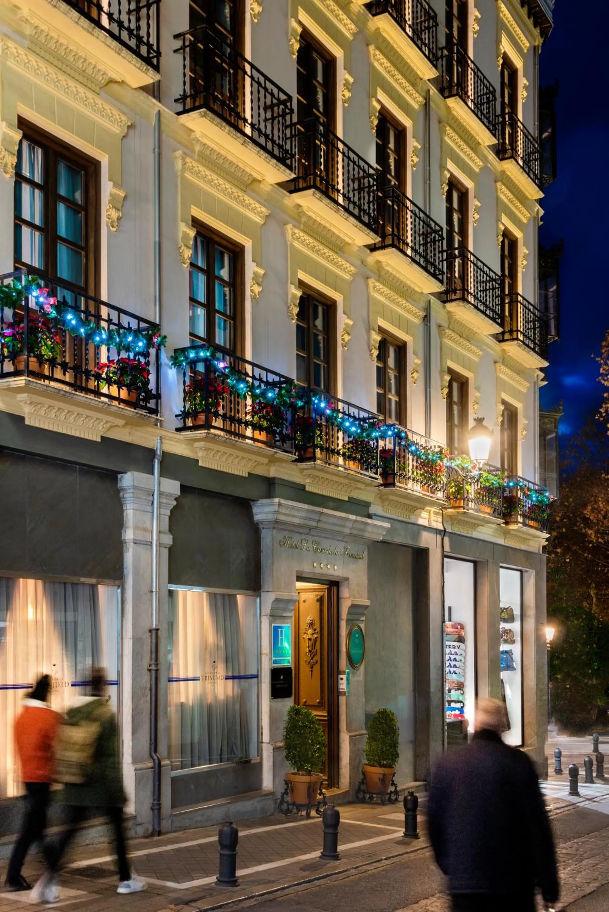Facade/entrance in La Casa de la Trinidad