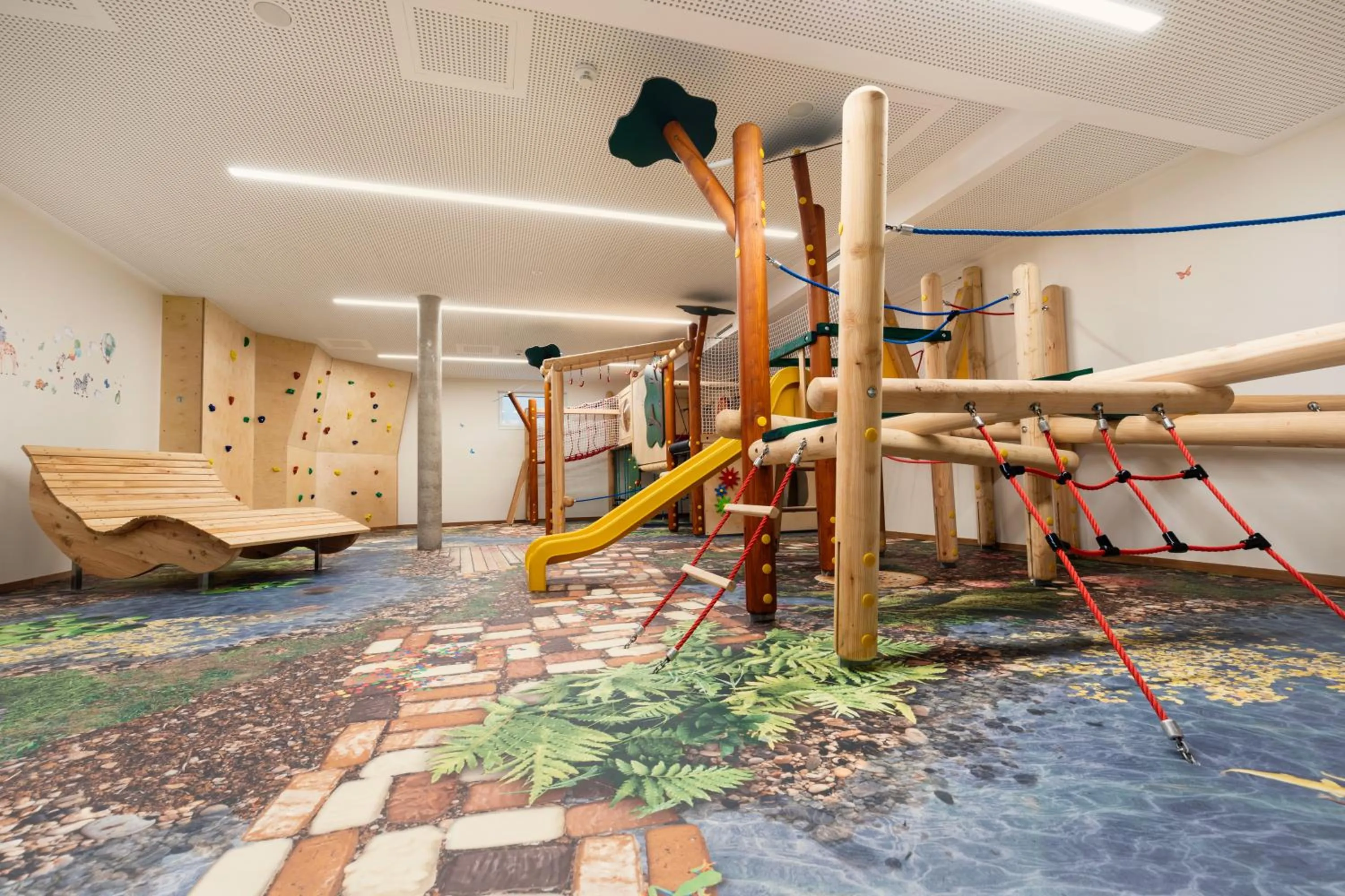 Children play ground in Hotel Grünauerhof