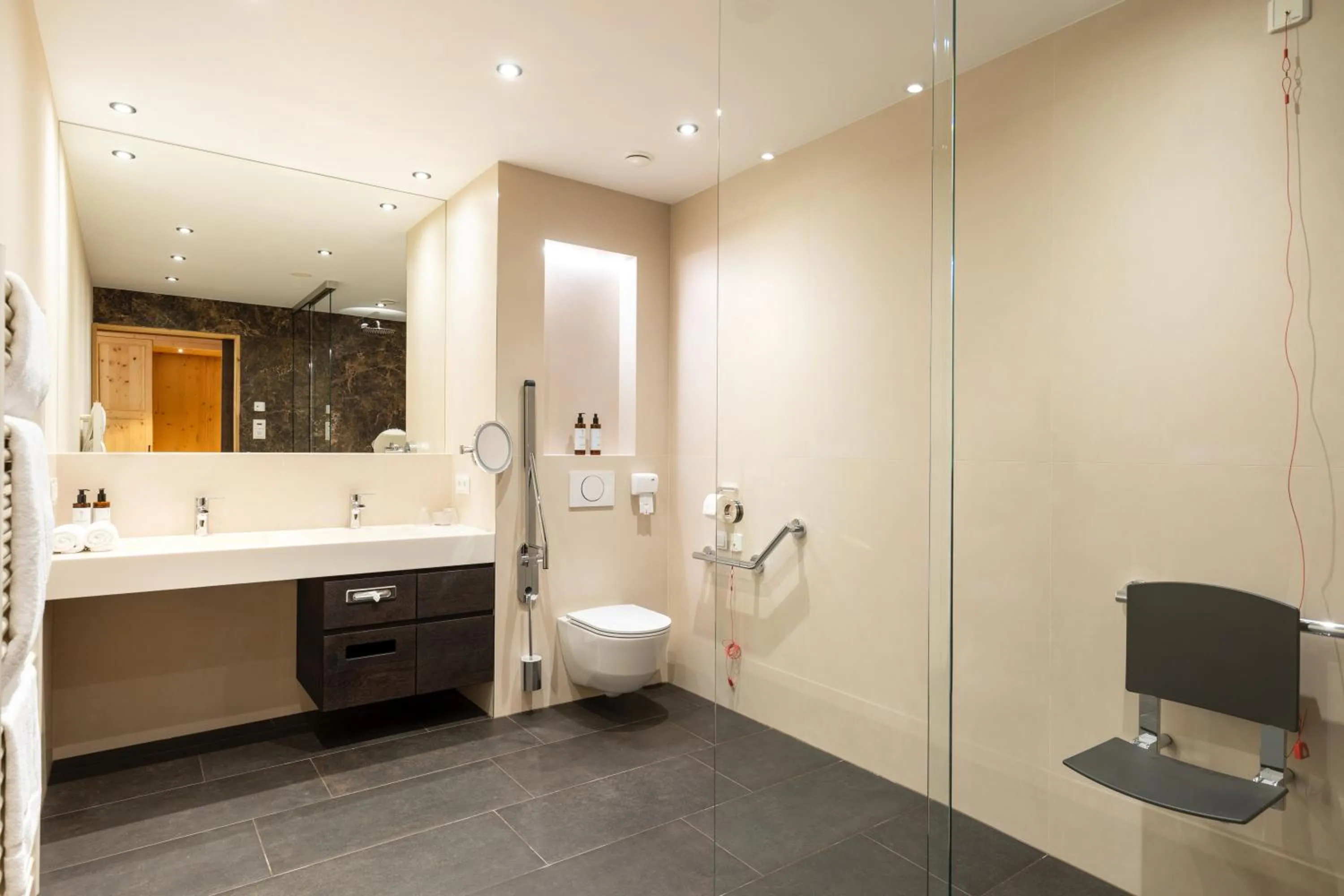 Bathroom in Hotel Grünauerhof