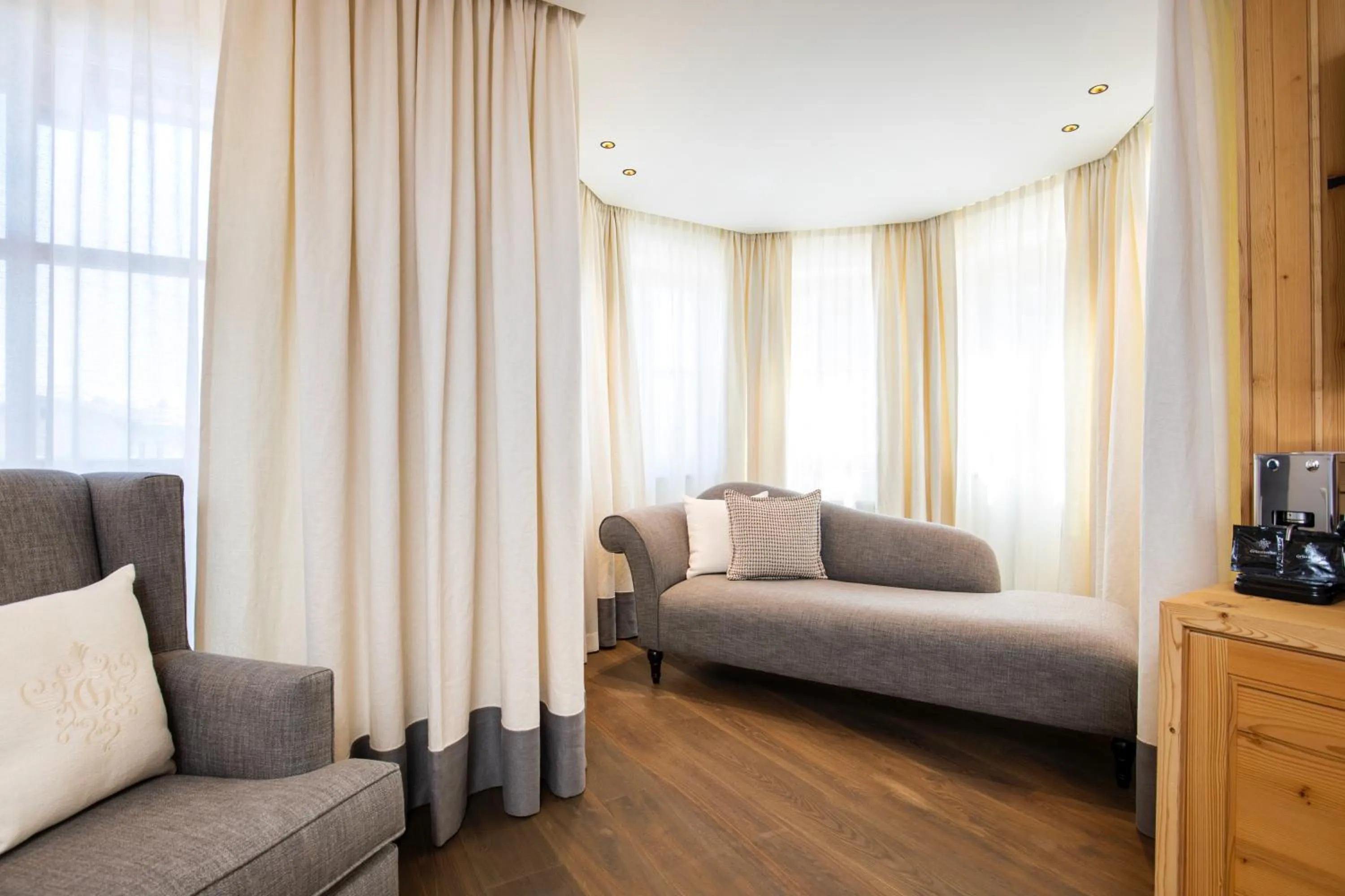 Photo of the whole room in Hotel Grünauerhof