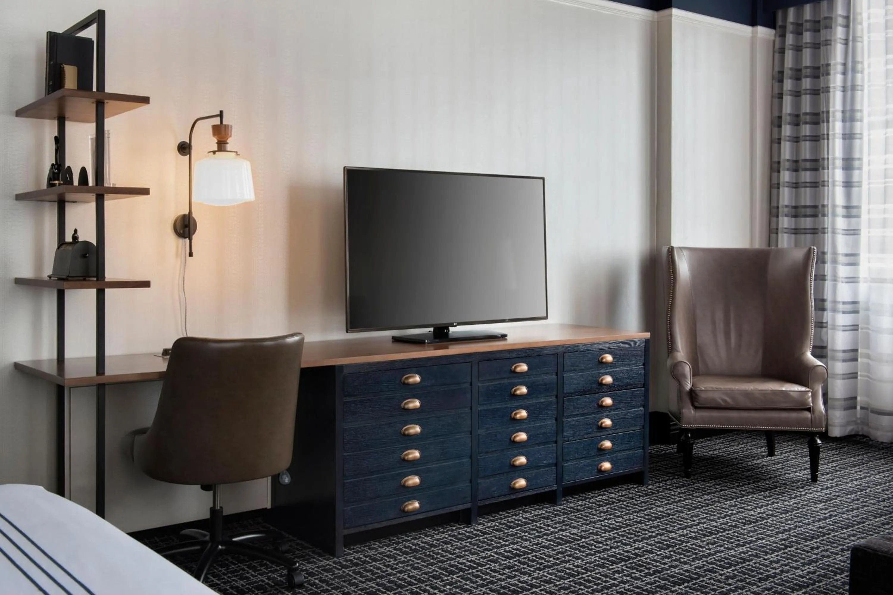 Bedroom in The Notary Hotel, Philadelphia, Autograph Collection