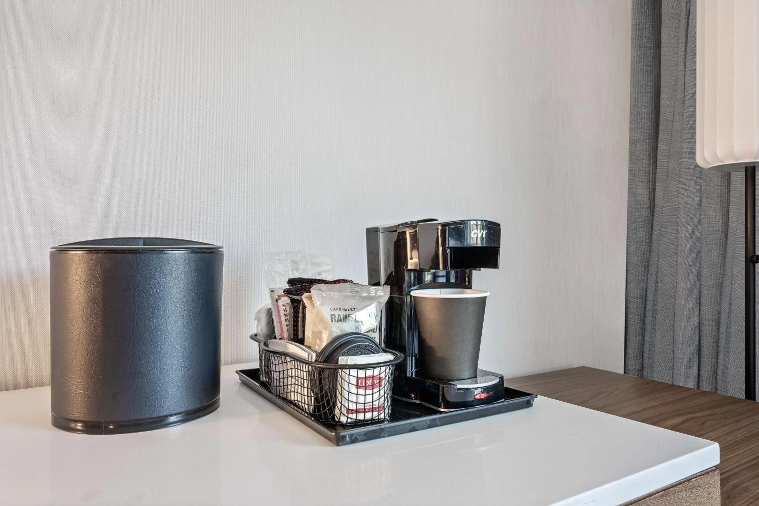 Bedroom in Sonesta Select Phoenix Chandler