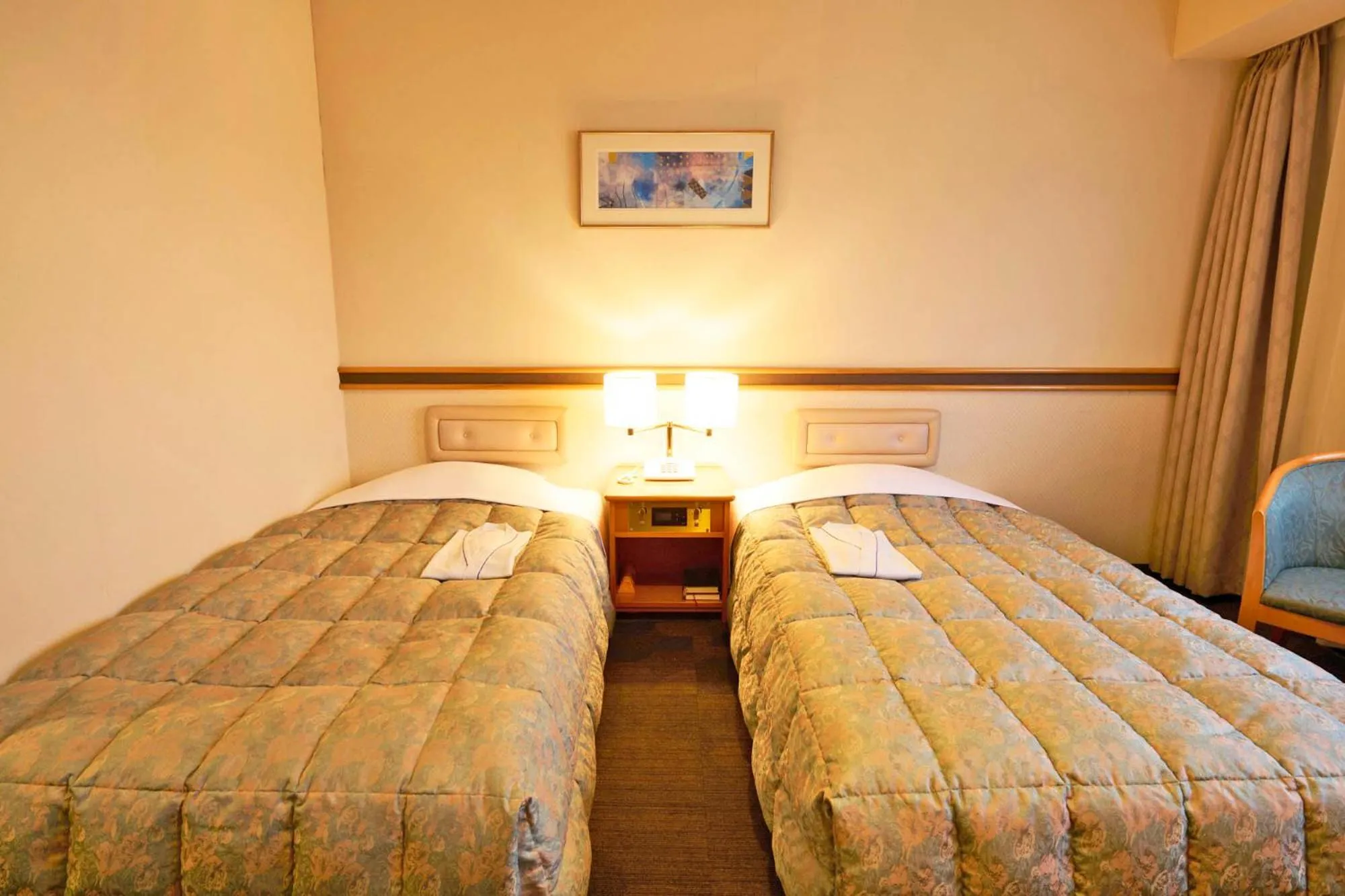 Bed in Ageo Tobu Hotel