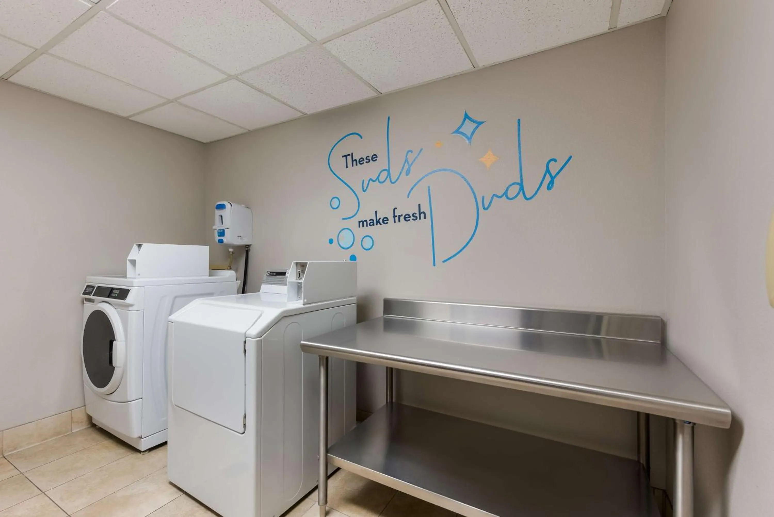 laundry in Sonesta Select Tempe Downtown