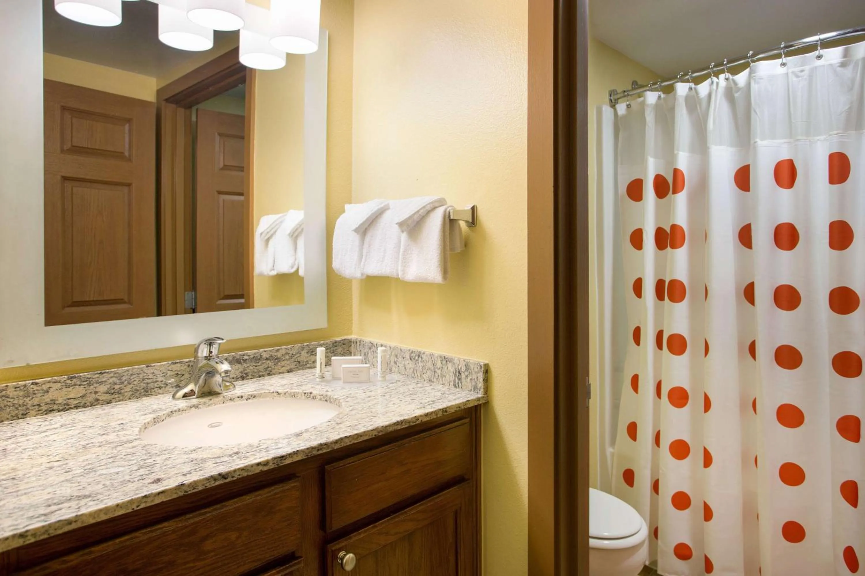 Bathroom in Sonesta Simply Suites Phoenix Scottsdale