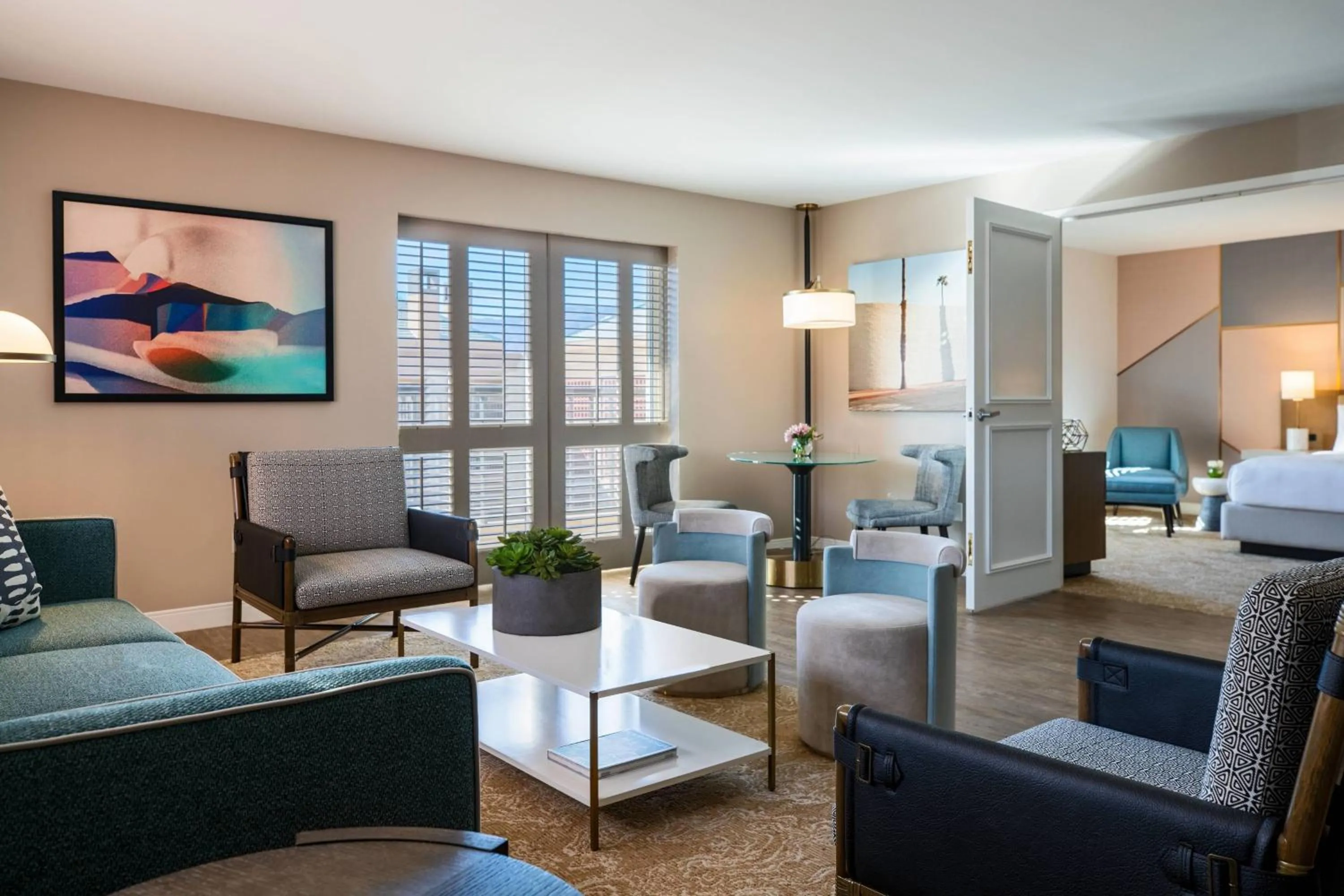 Photo of the whole room, Bed in Renaissance Esmeralda Resort & Spa, Indian Wells