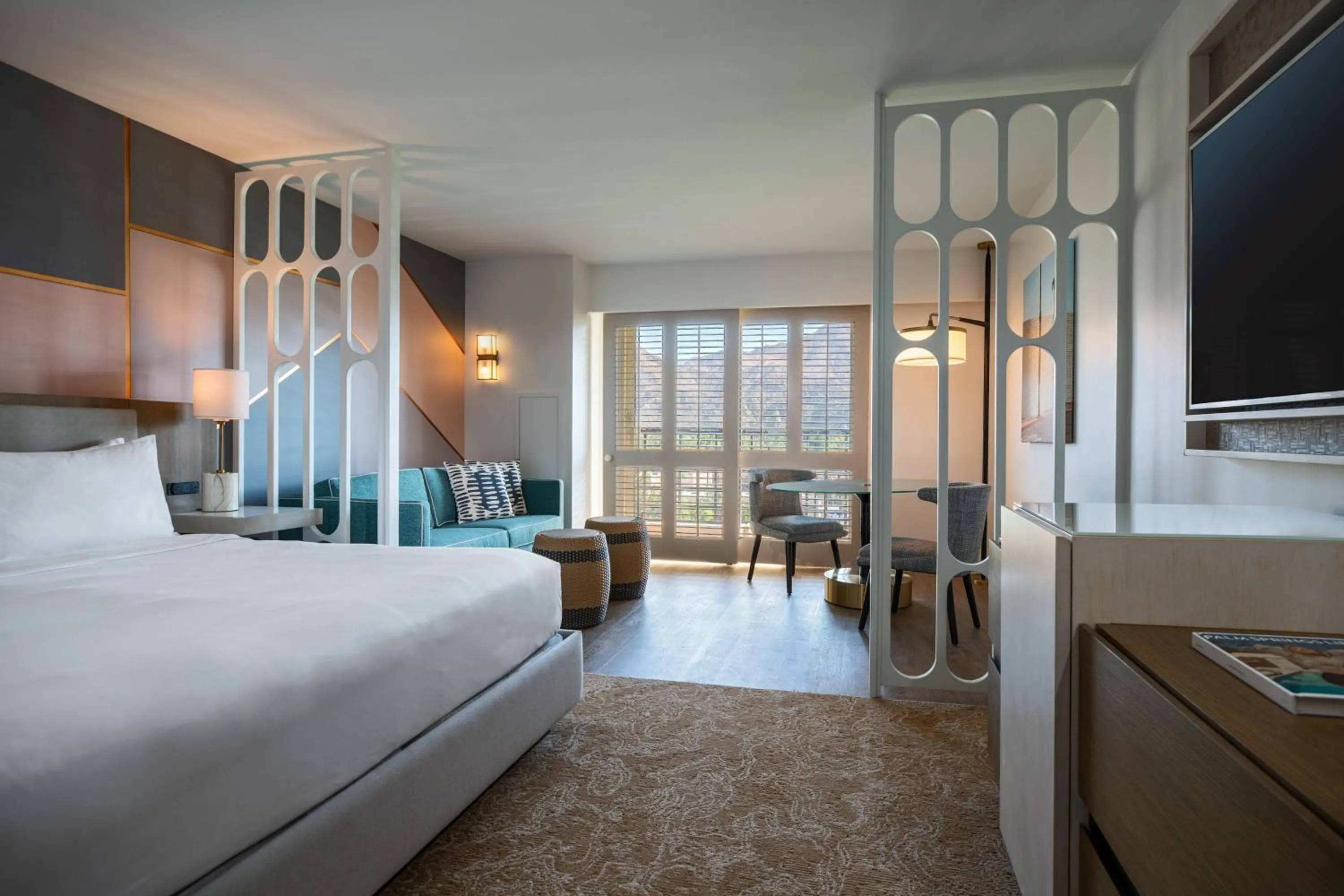 Photo of the whole room, Bed in Renaissance Esmeralda Resort & Spa, Indian Wells