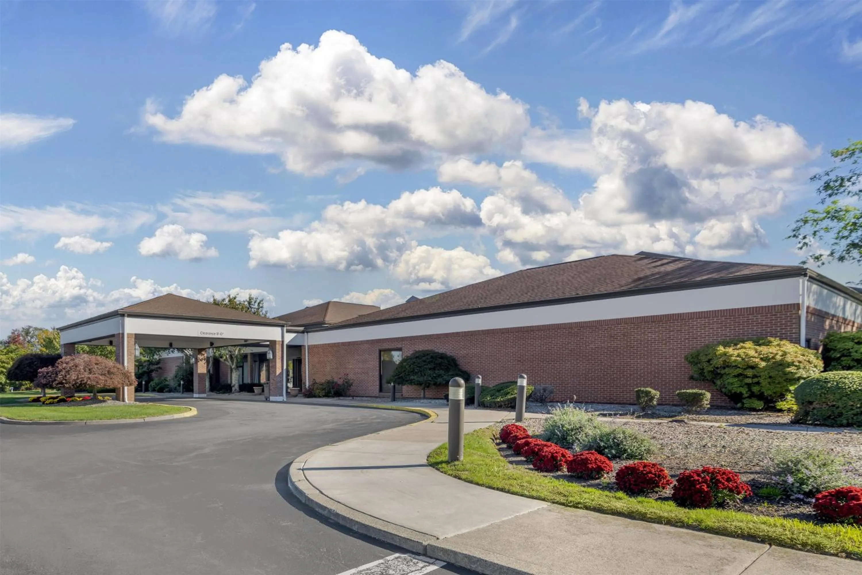 Property building in Sonesta Select Newport Middletown