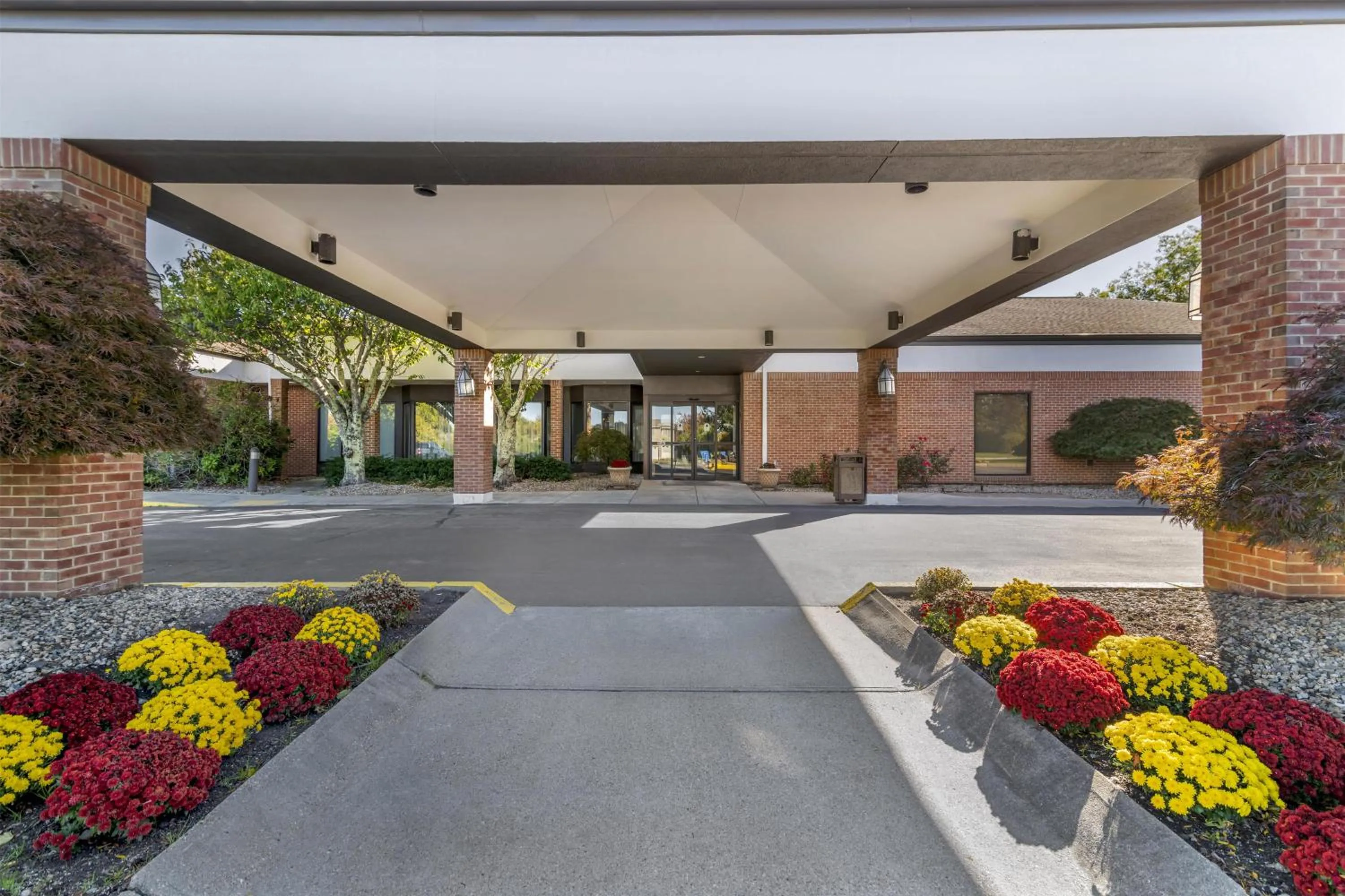 Property building in Sonesta Select Newport Middletown