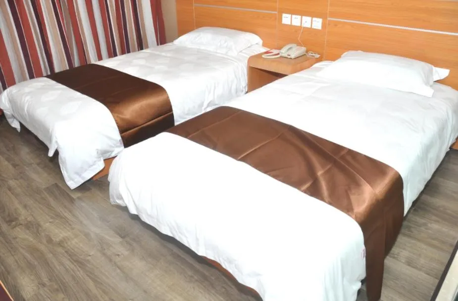 Bed in Thank Inn Chain Hotel Shandong Qingdao Junfeng Road