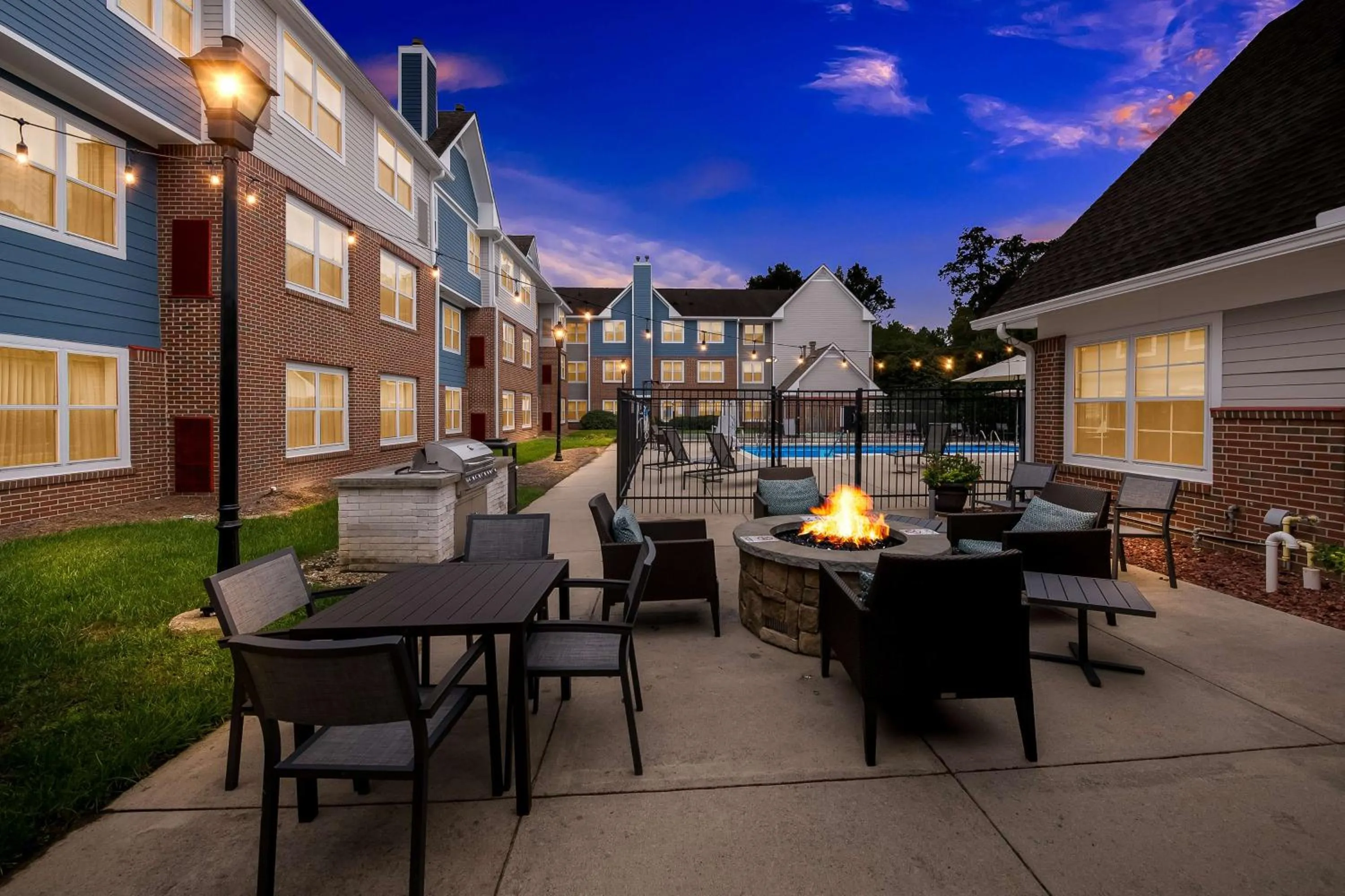 Property building in Sonesta ES Suites Raleigh Cary
