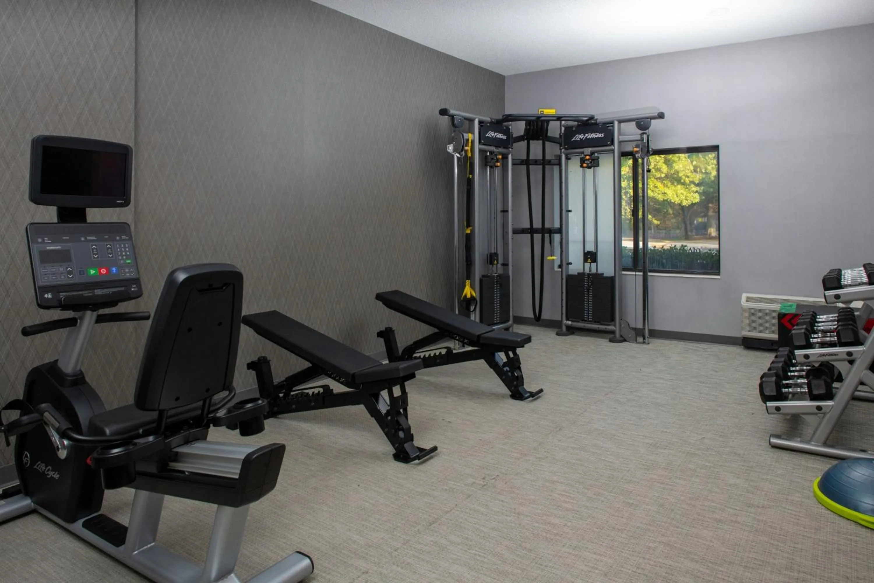 Fitness centre/facilities in Courtyard by Marriott Richmond Northwest