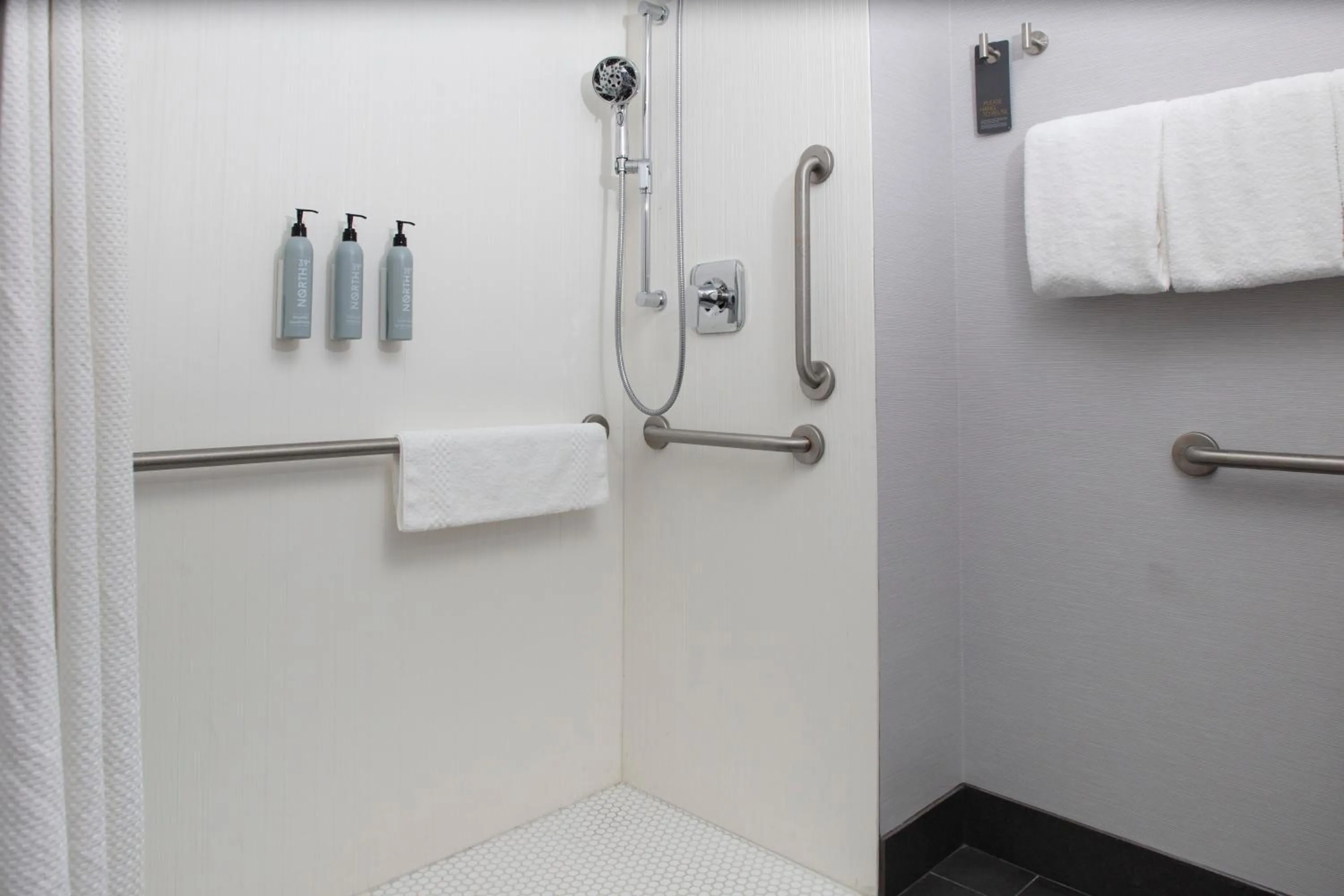 acessibility in Courtyard by Marriott Richmond Northwest