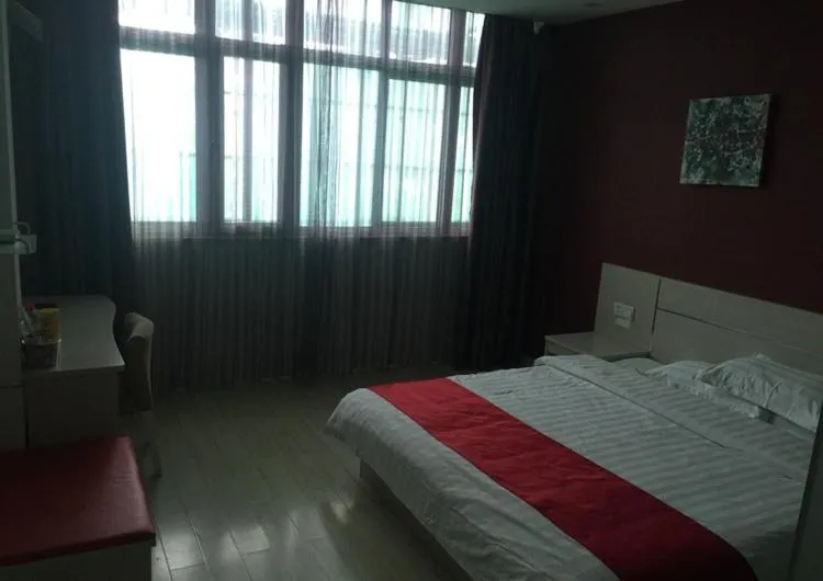 Bed in Thank Inn Chain Hotel Jiangsu Suzhou Wujiang Pedestrian Street