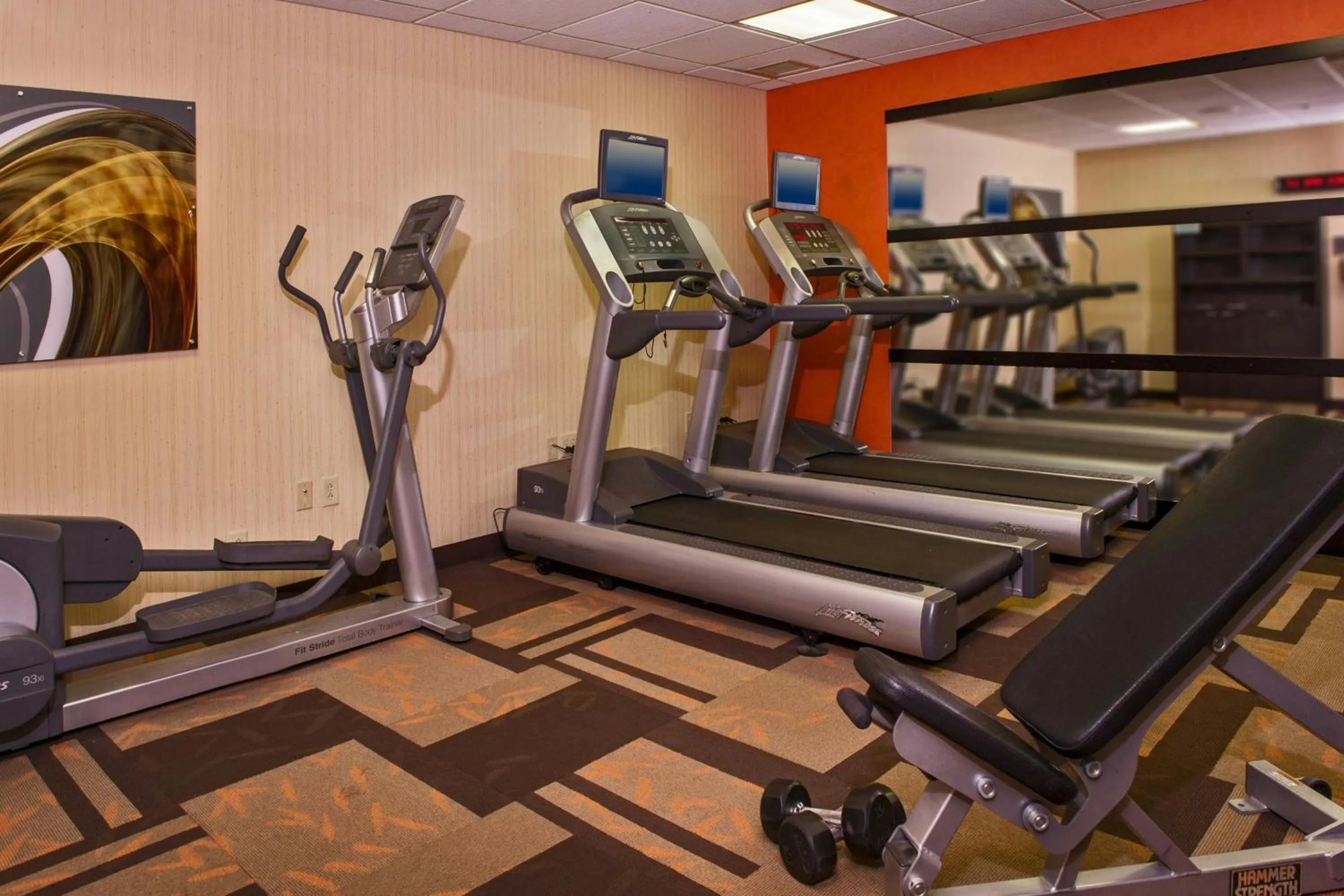 Fitness centre/facilities in Courtyard by Marriott Richmond West