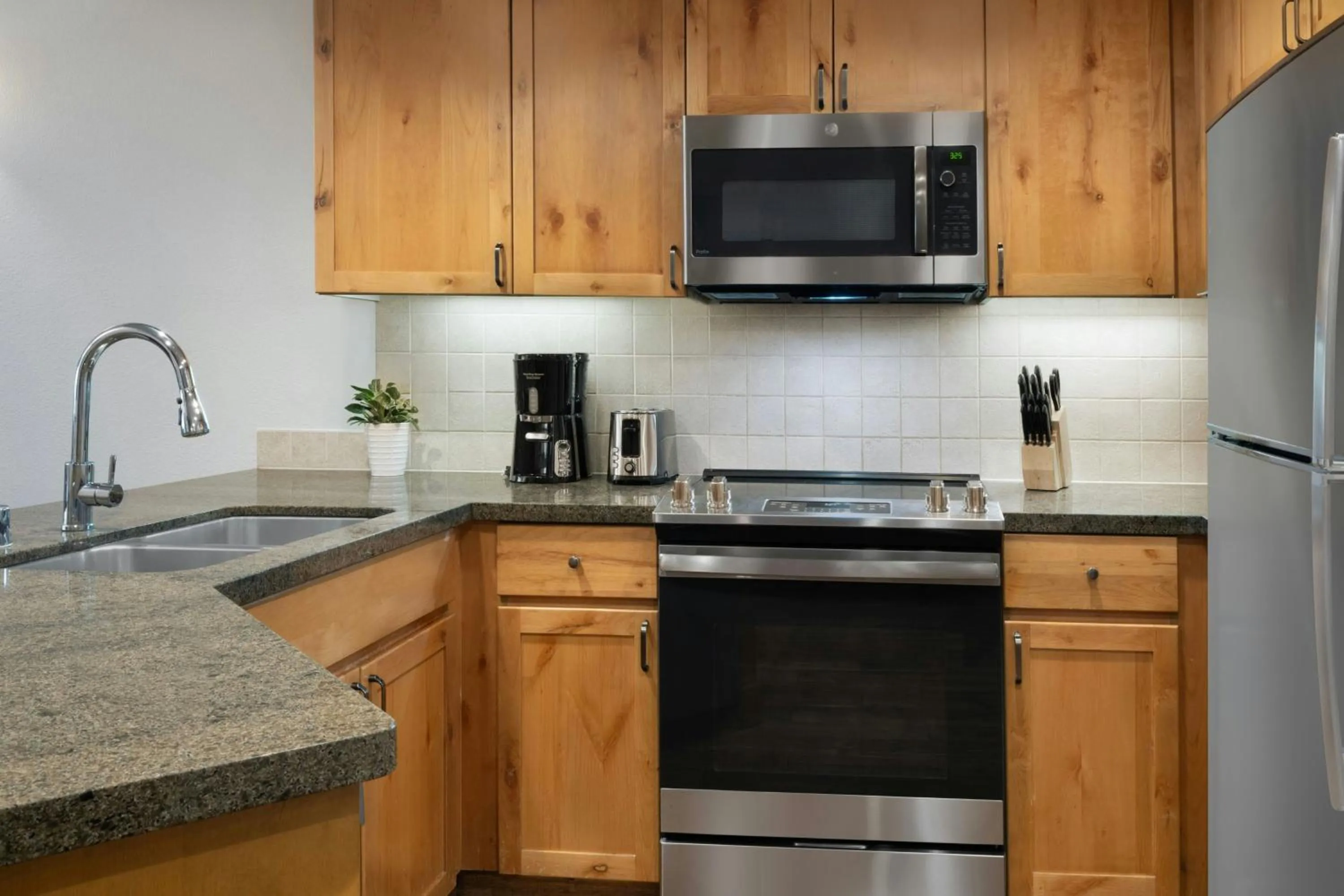 Kitchen or kitchenette in Marriott's Timber Lodge