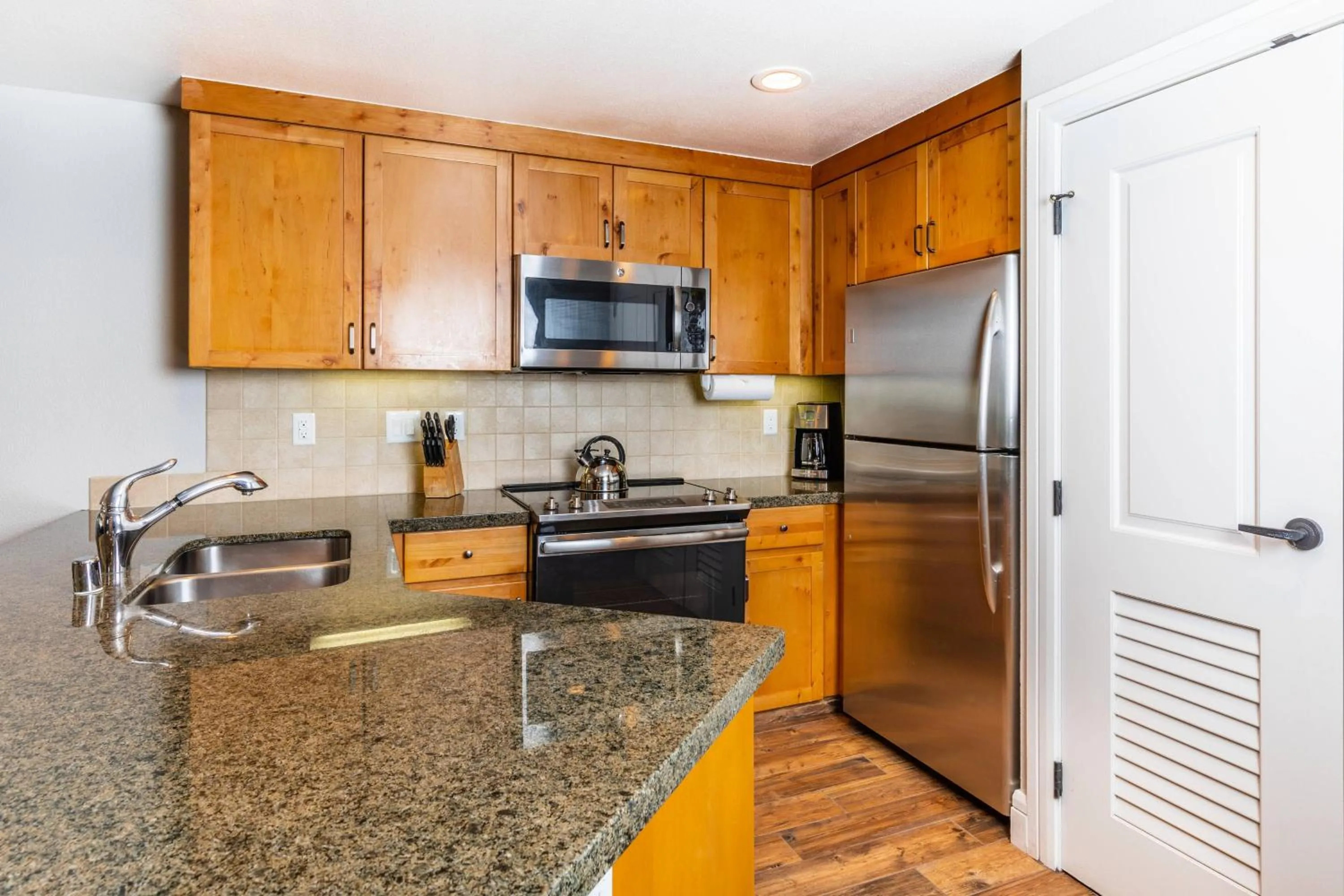 Kitchen or kitchenette in Marriott's Timber Lodge