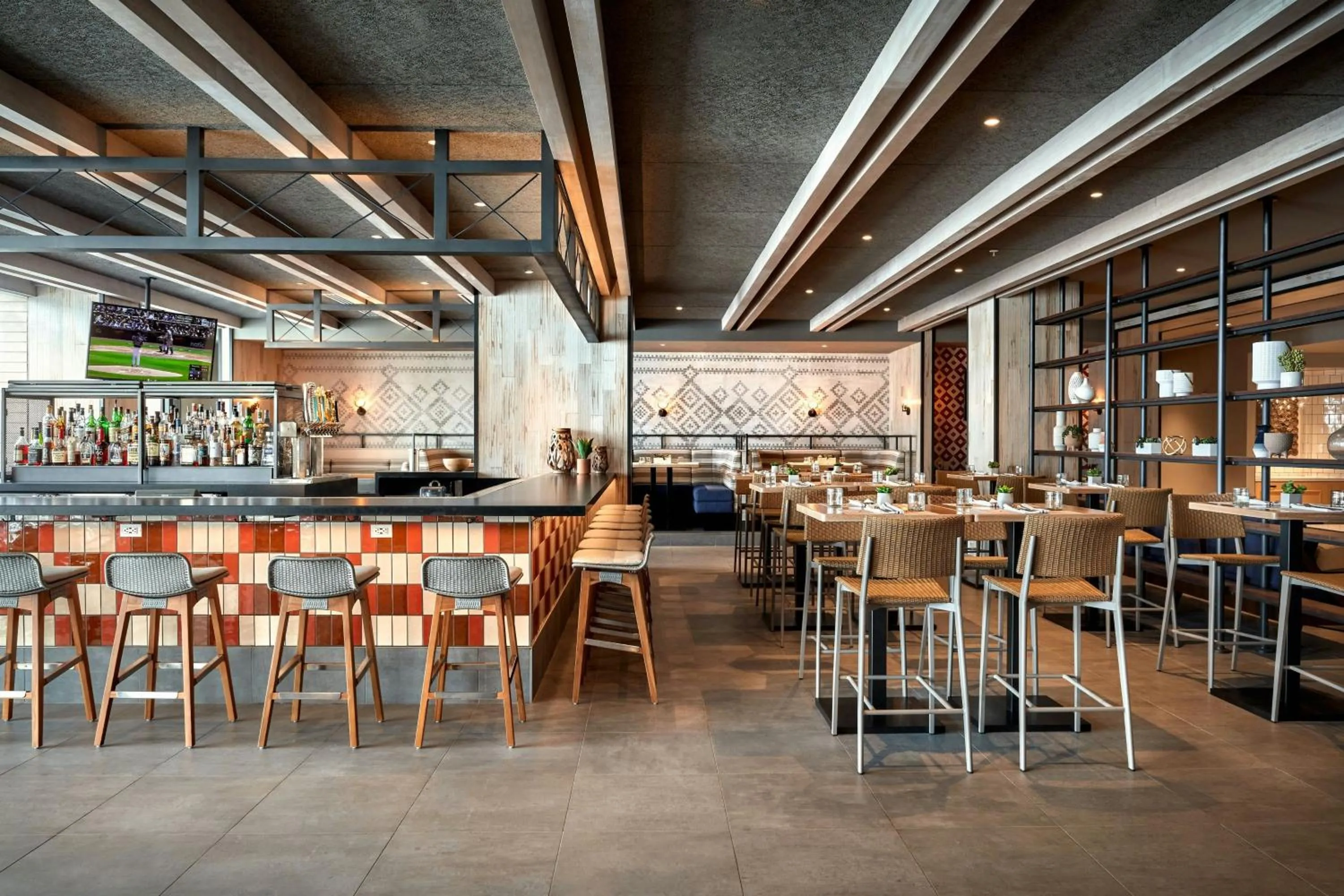 Lounge or bar in Coronado Island Marriott Resort & Spa