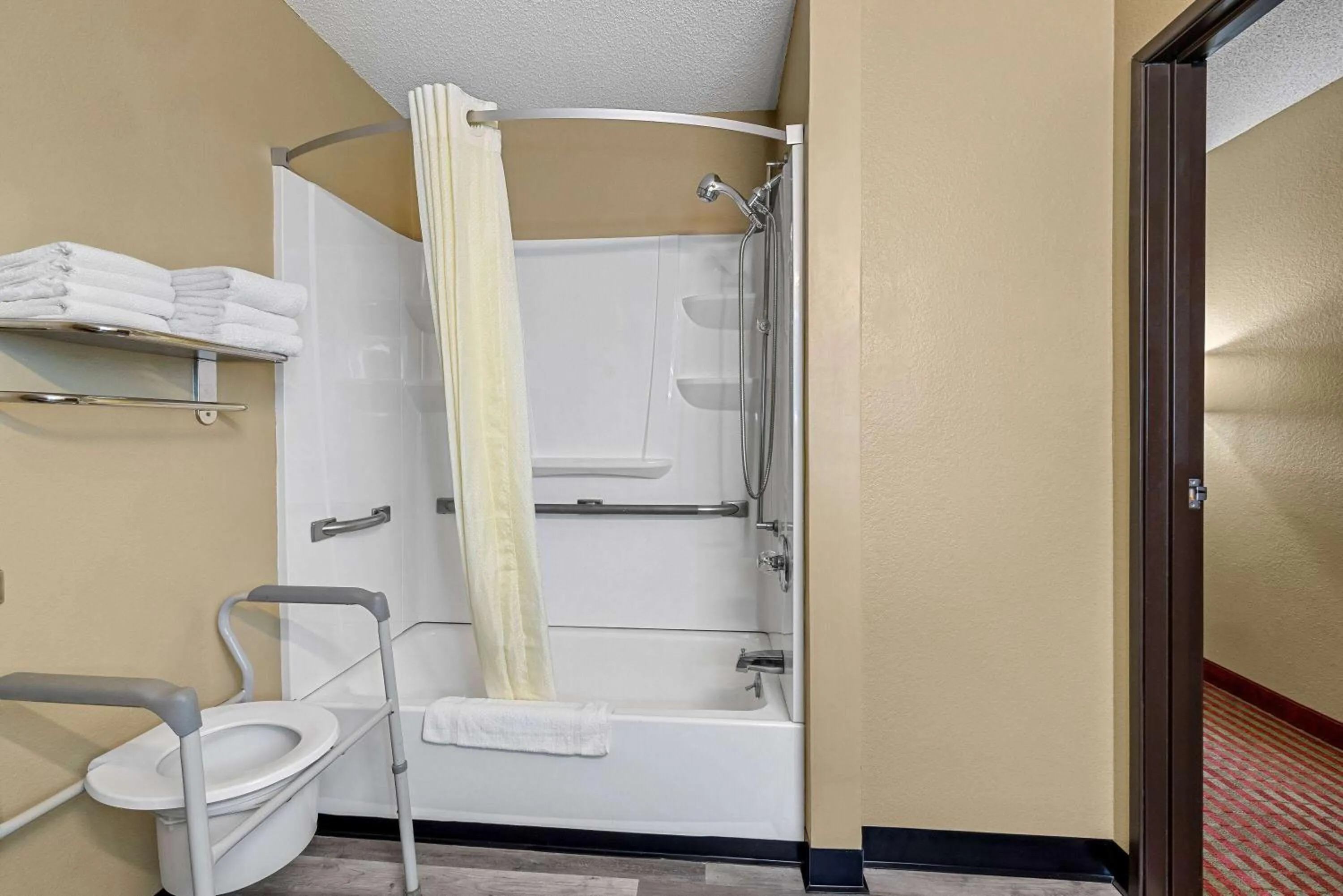 Bathroom in Super 8 by Wyndham Amsterdam