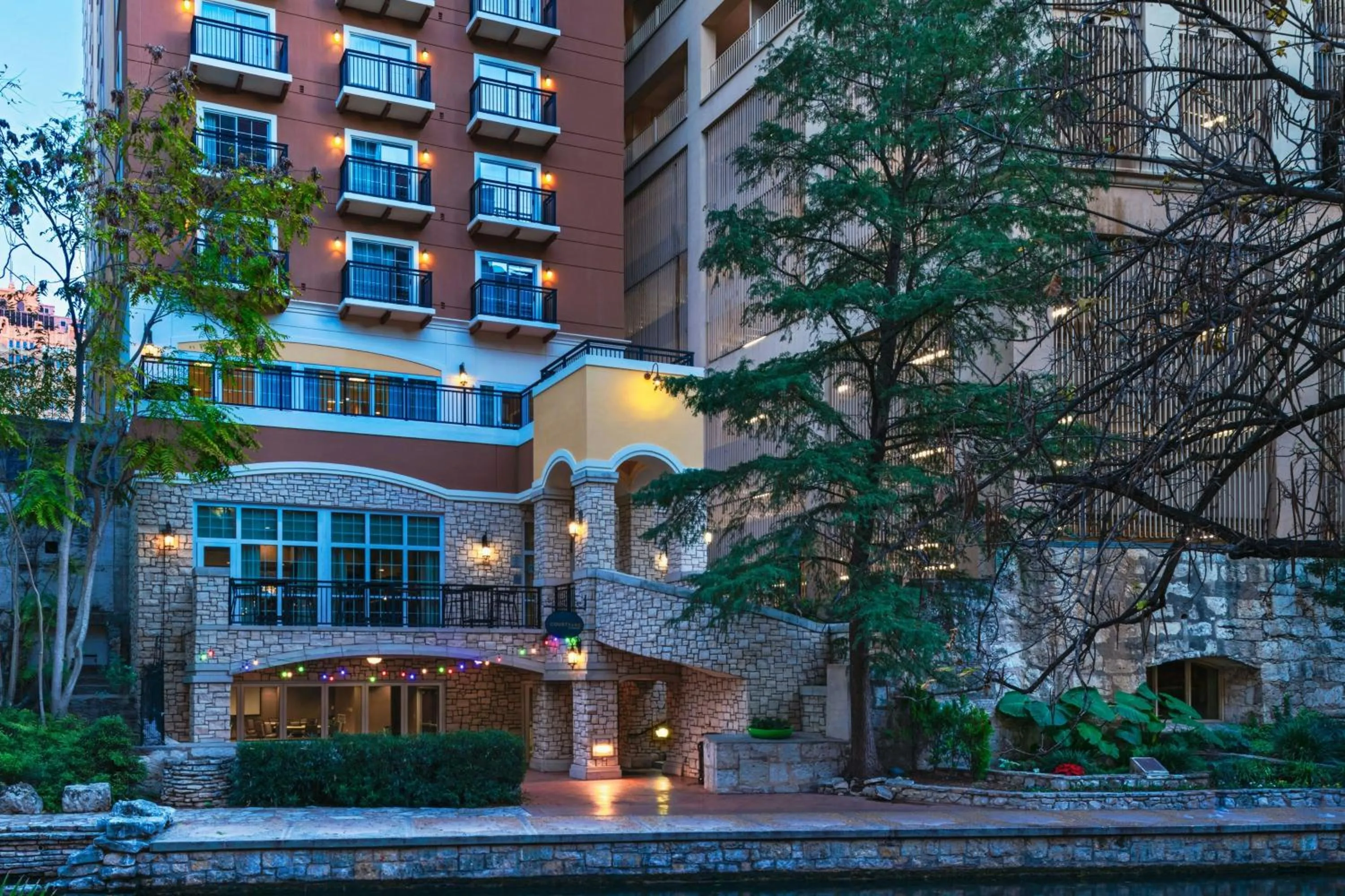 Property building in Courtyard by Marriott San Antonio Riverwalk