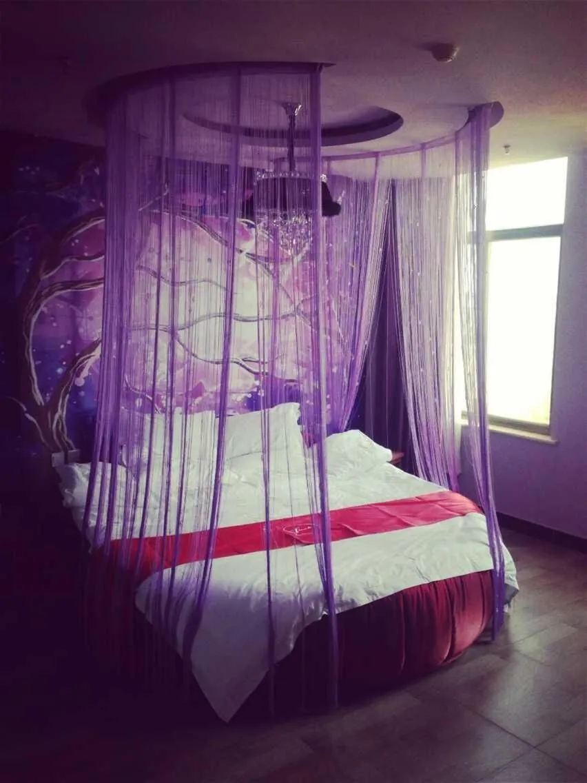 Bed in Thank Inn Chain Hotel Hebei Shijiazhuang Luancheng Communication University