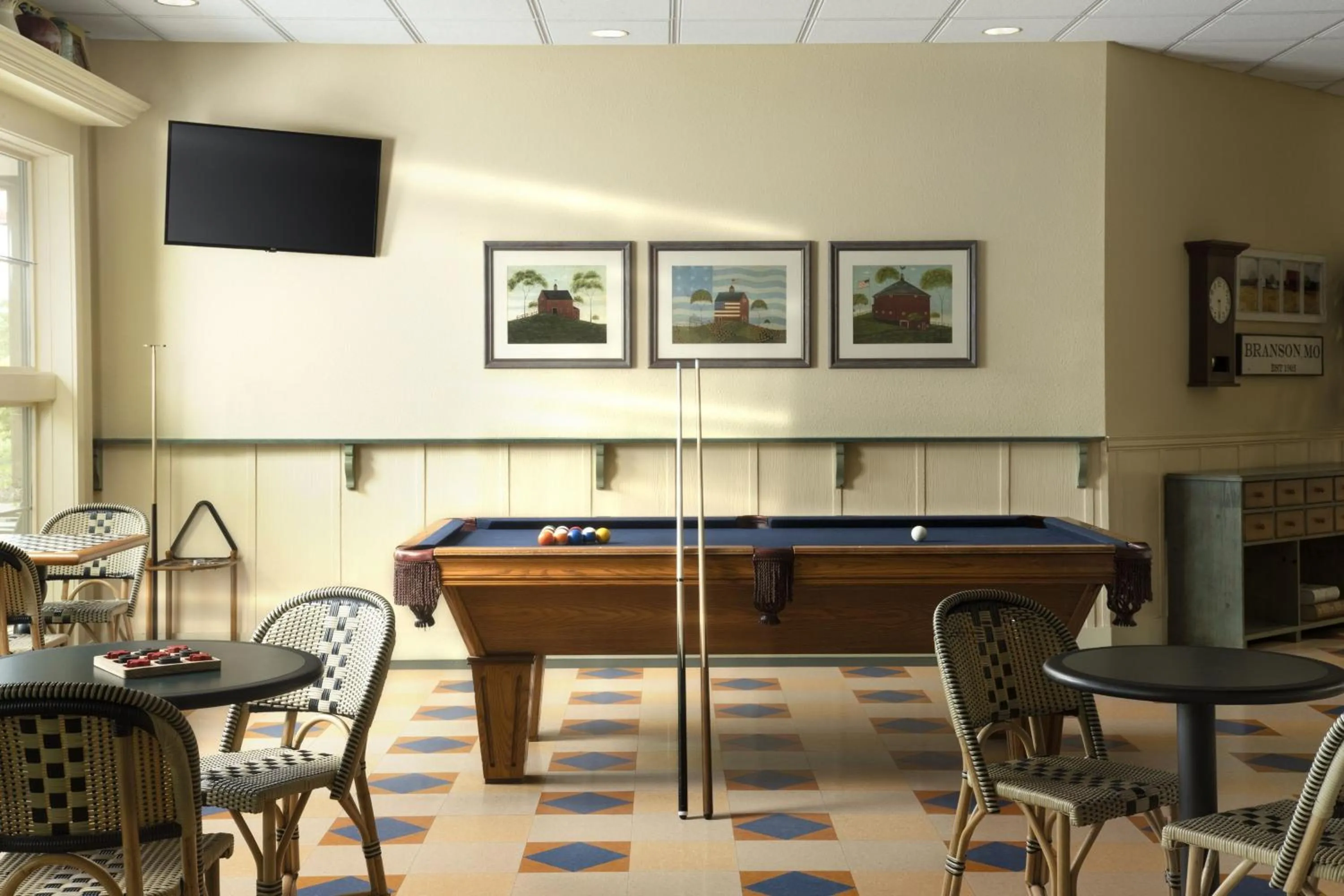 Lounge or bar in Marriott's Willow Ridge Lodge