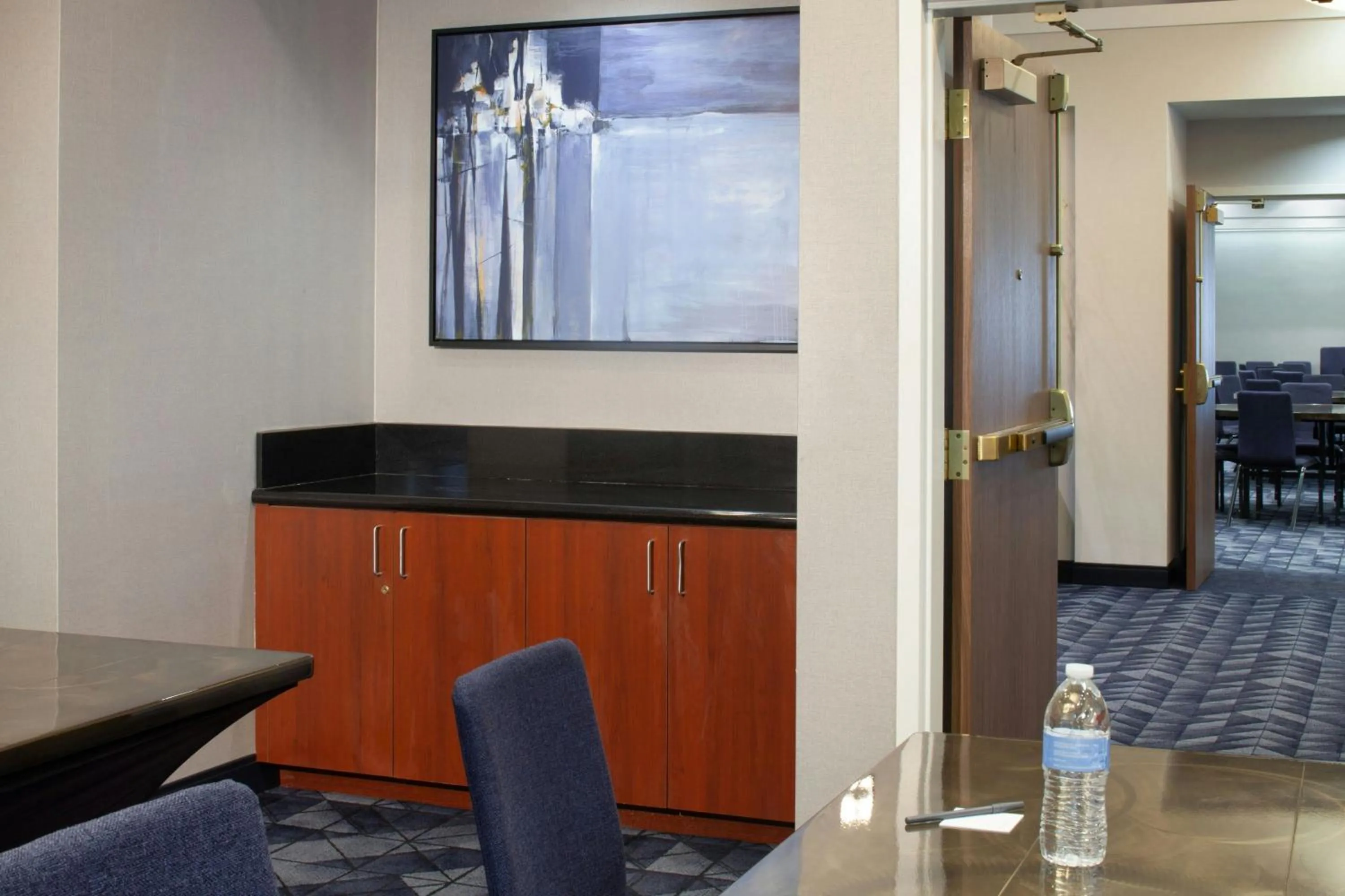 Meeting/conference room in Courtyard by Marriott Newark Silicon Valley