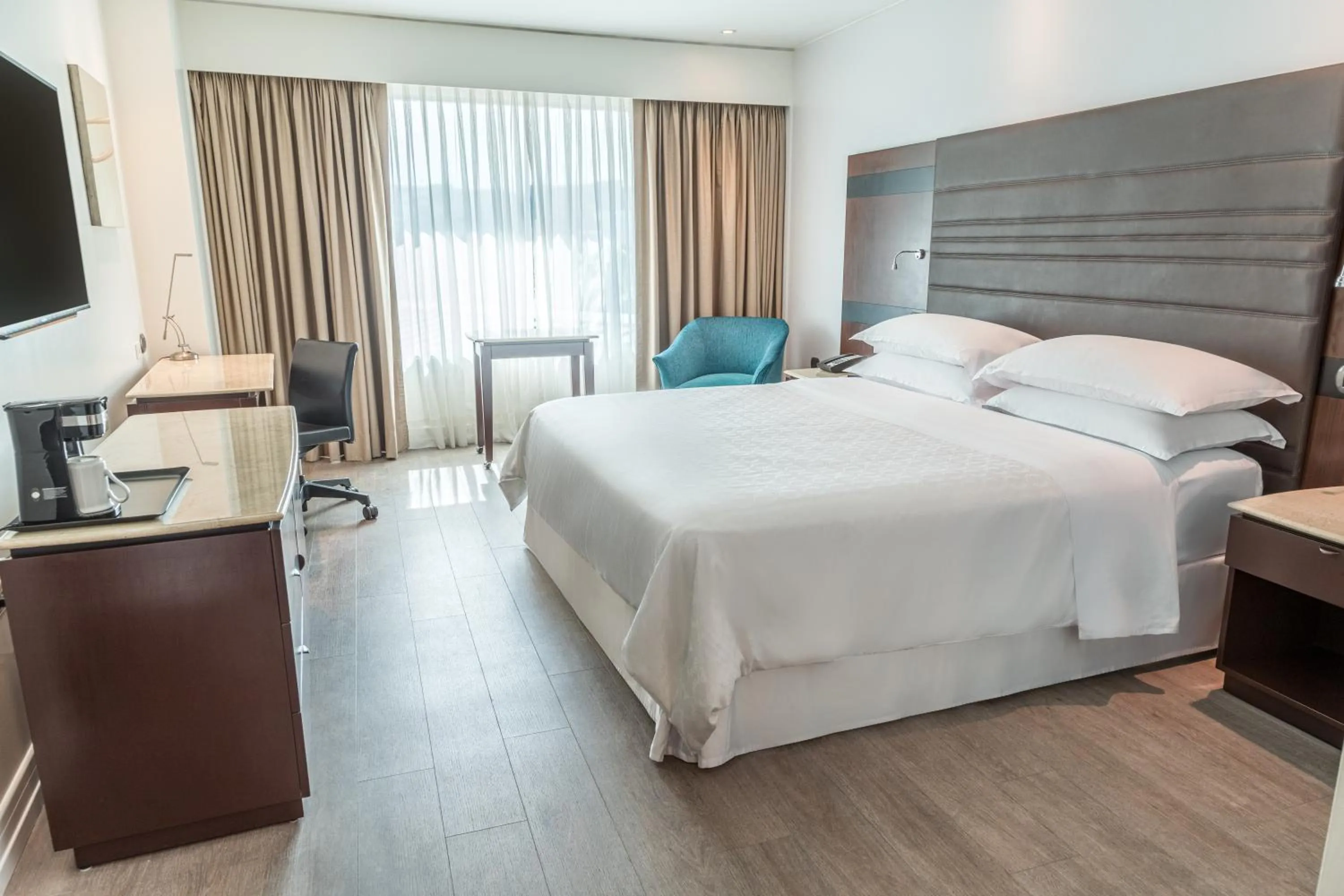 Bed in Sheraton Guayaquil