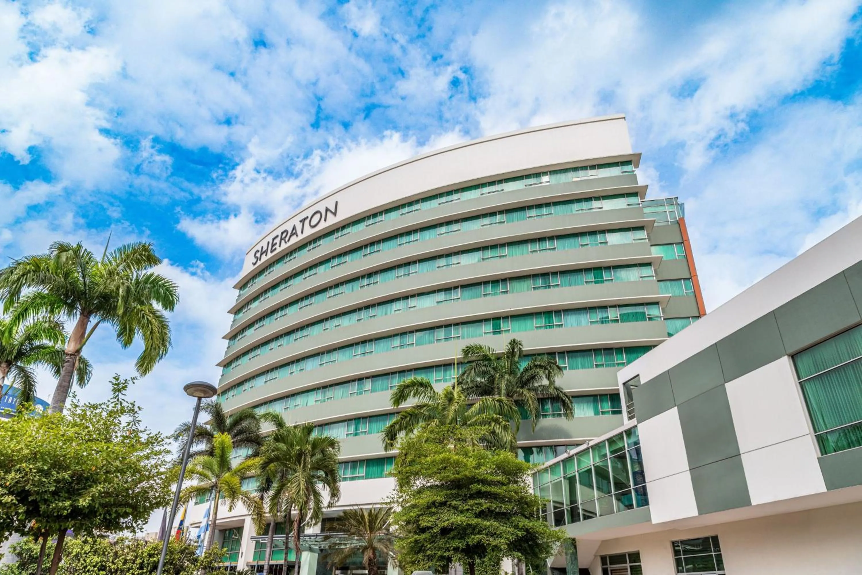 Property building in Sheraton Guayaquil