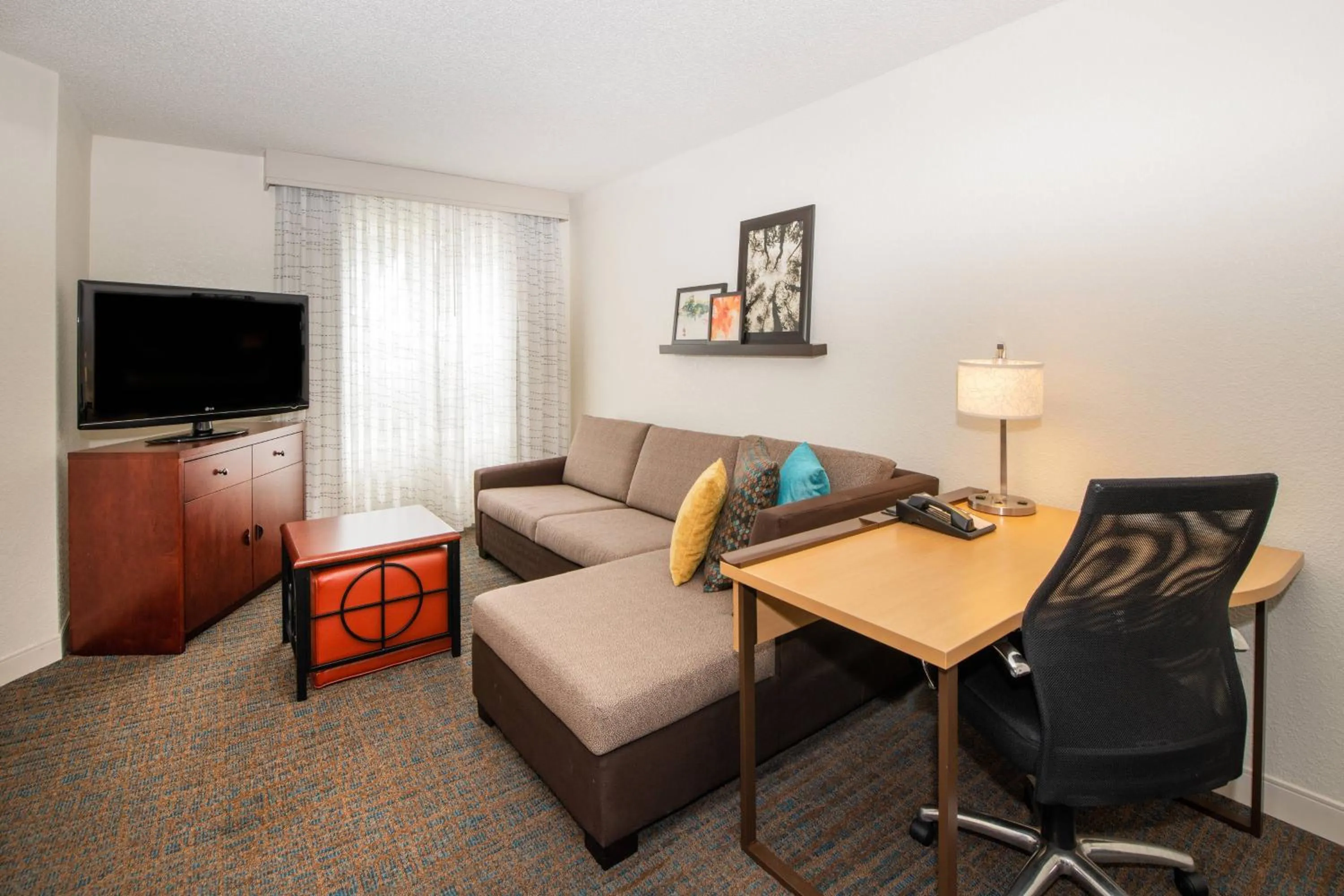 Living room in Residence Inn by Marriott Newark Silicon Valley