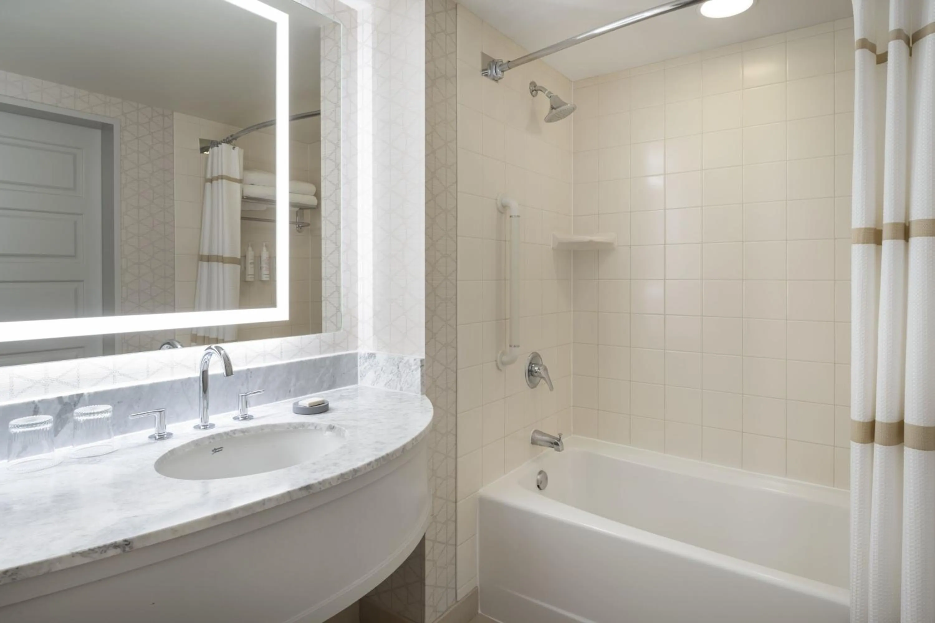 Bathroom in San Jose Marriott