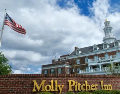 Facade/entrance in Molly Pitcher Inn