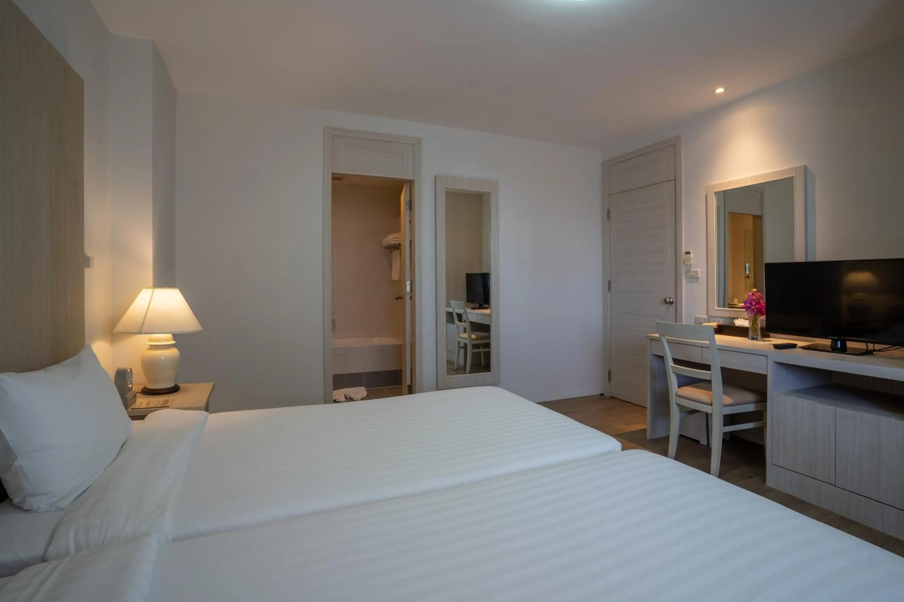 Bed in Kantary Bay Hotel And Serviced Apartments Sriracha