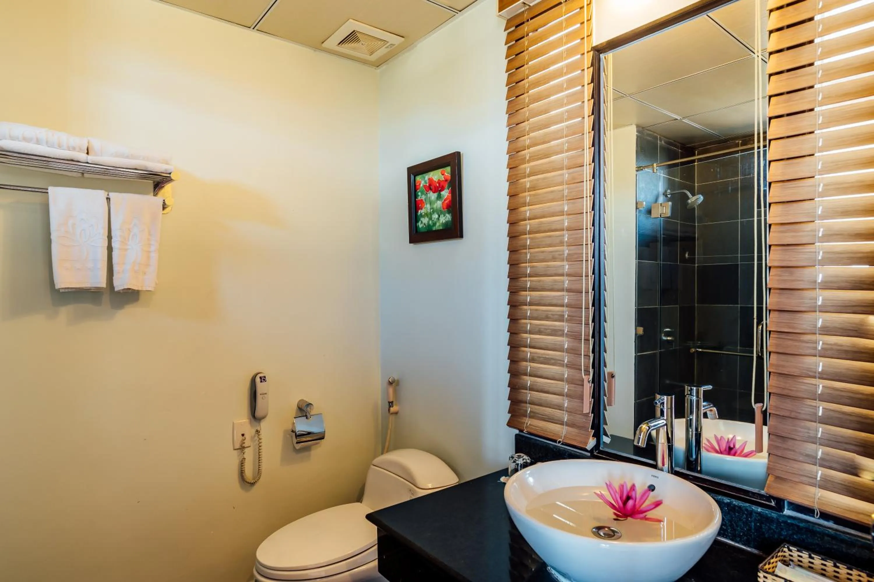 Shower in Lotus Muine Resort & Spa