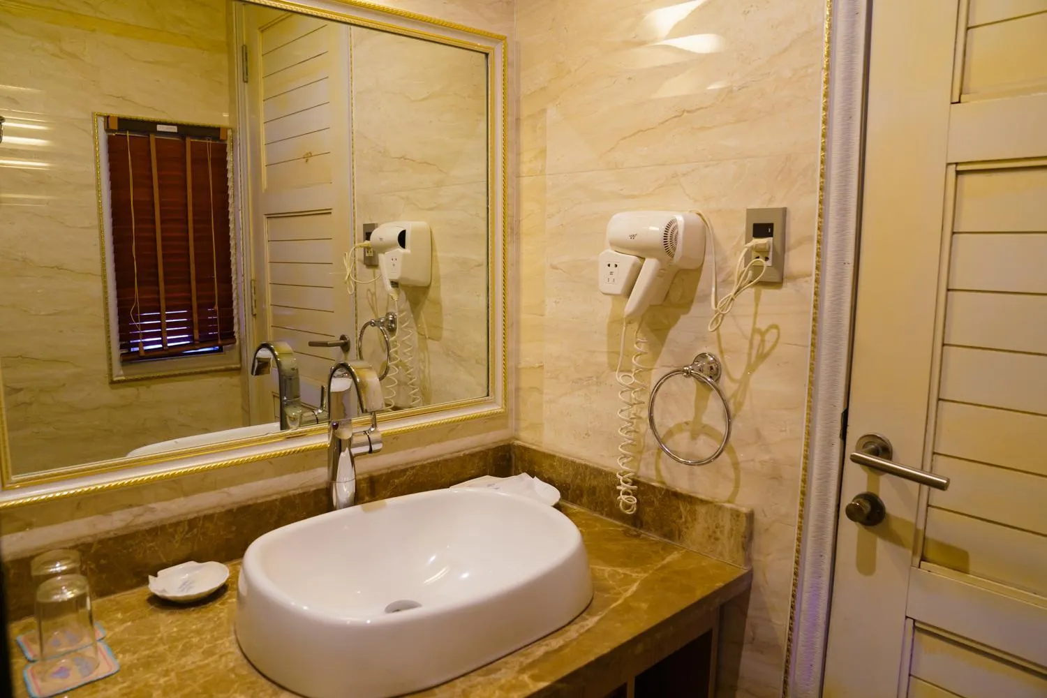 Shower in Lotus Muine Resort & Spa