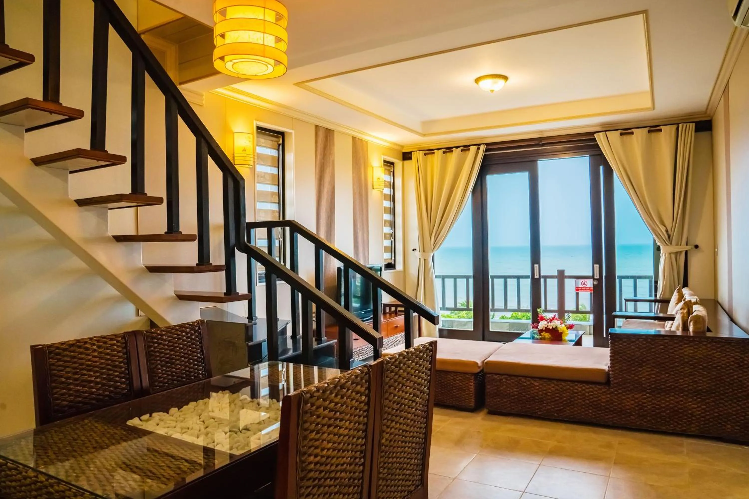 Lotus Muine Resort & Spa