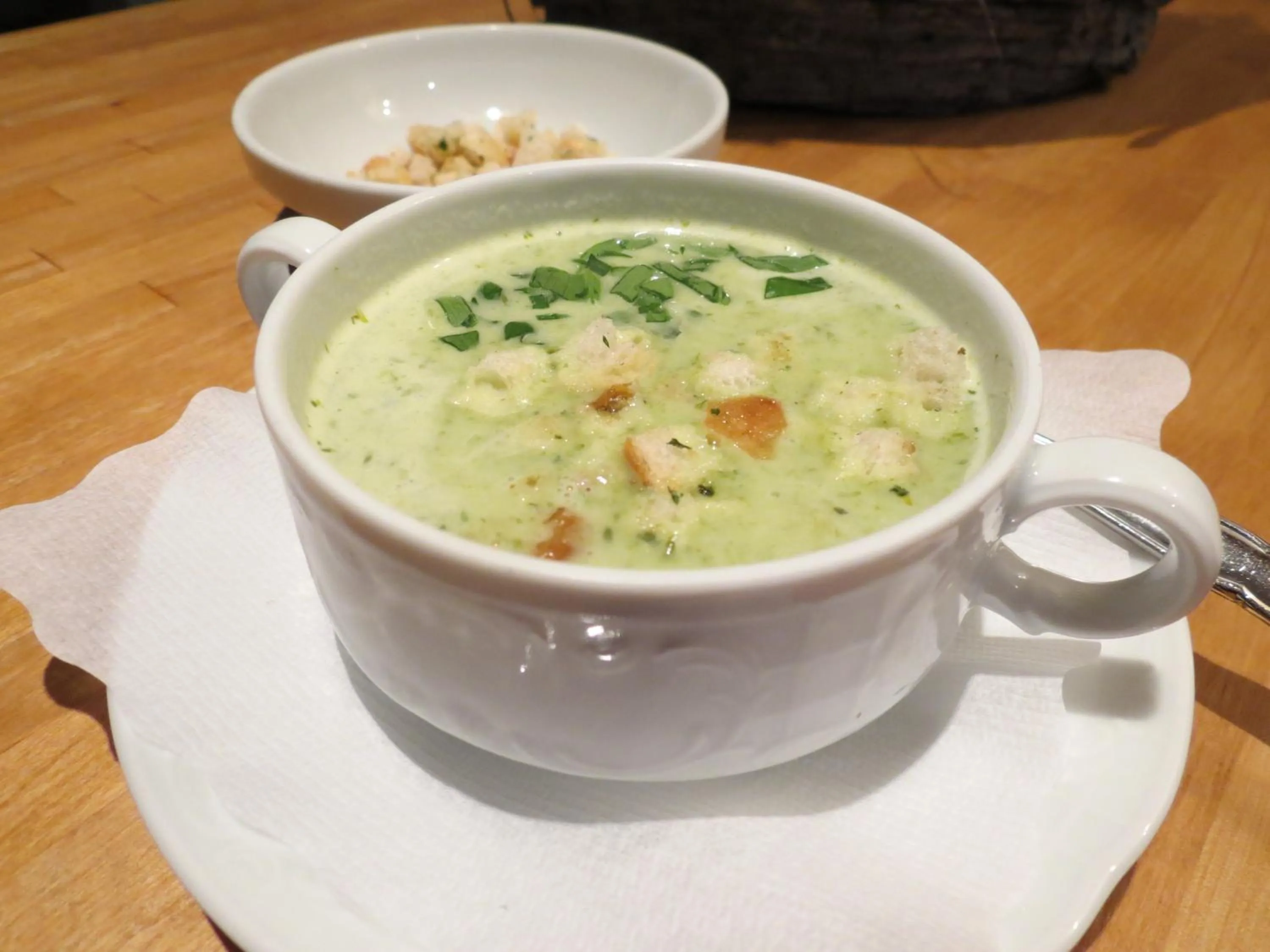 Restaurant/places to eat in Hotel Aquamarin