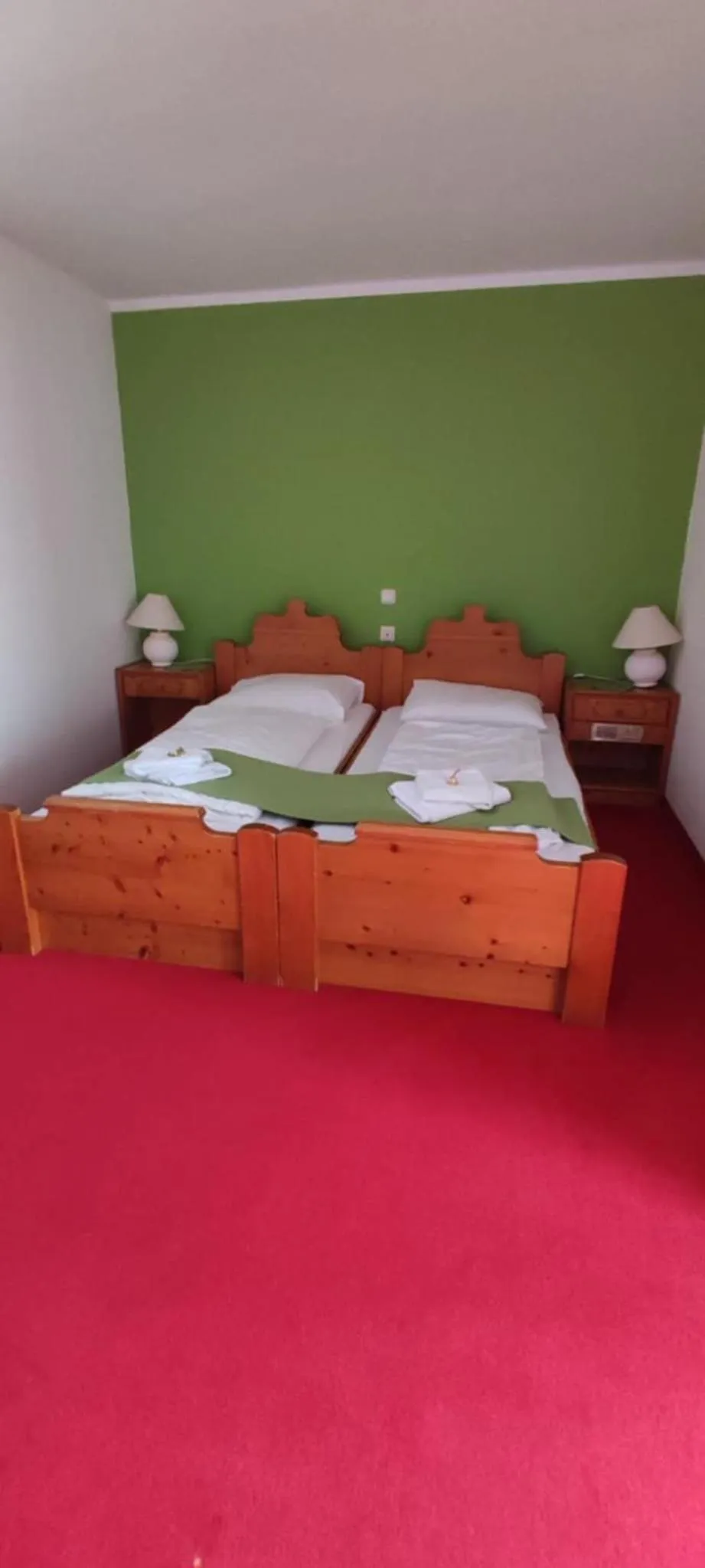 Bed in Hotel Aquamarin