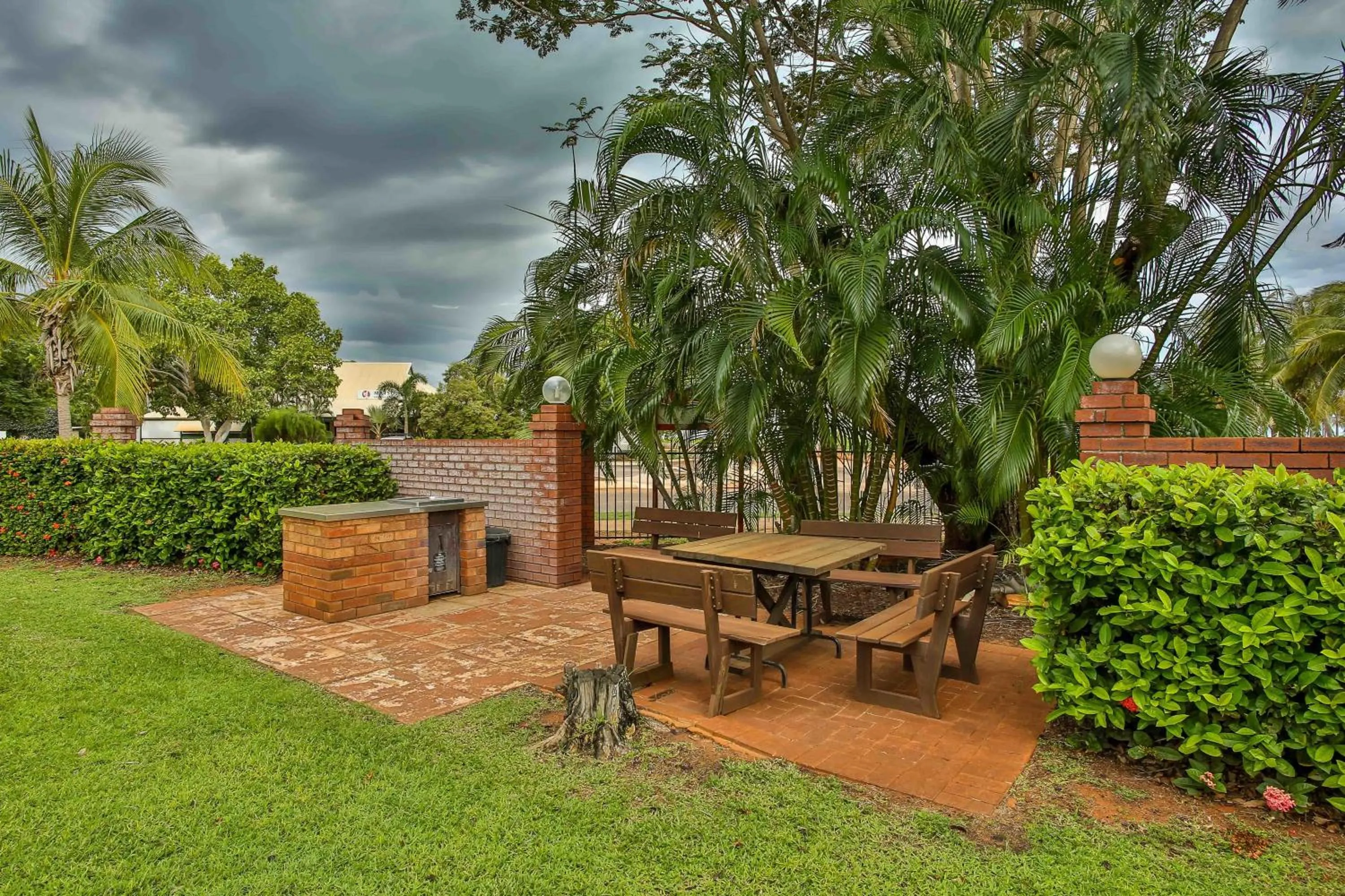 Garden in Bayside Holiday Apartments