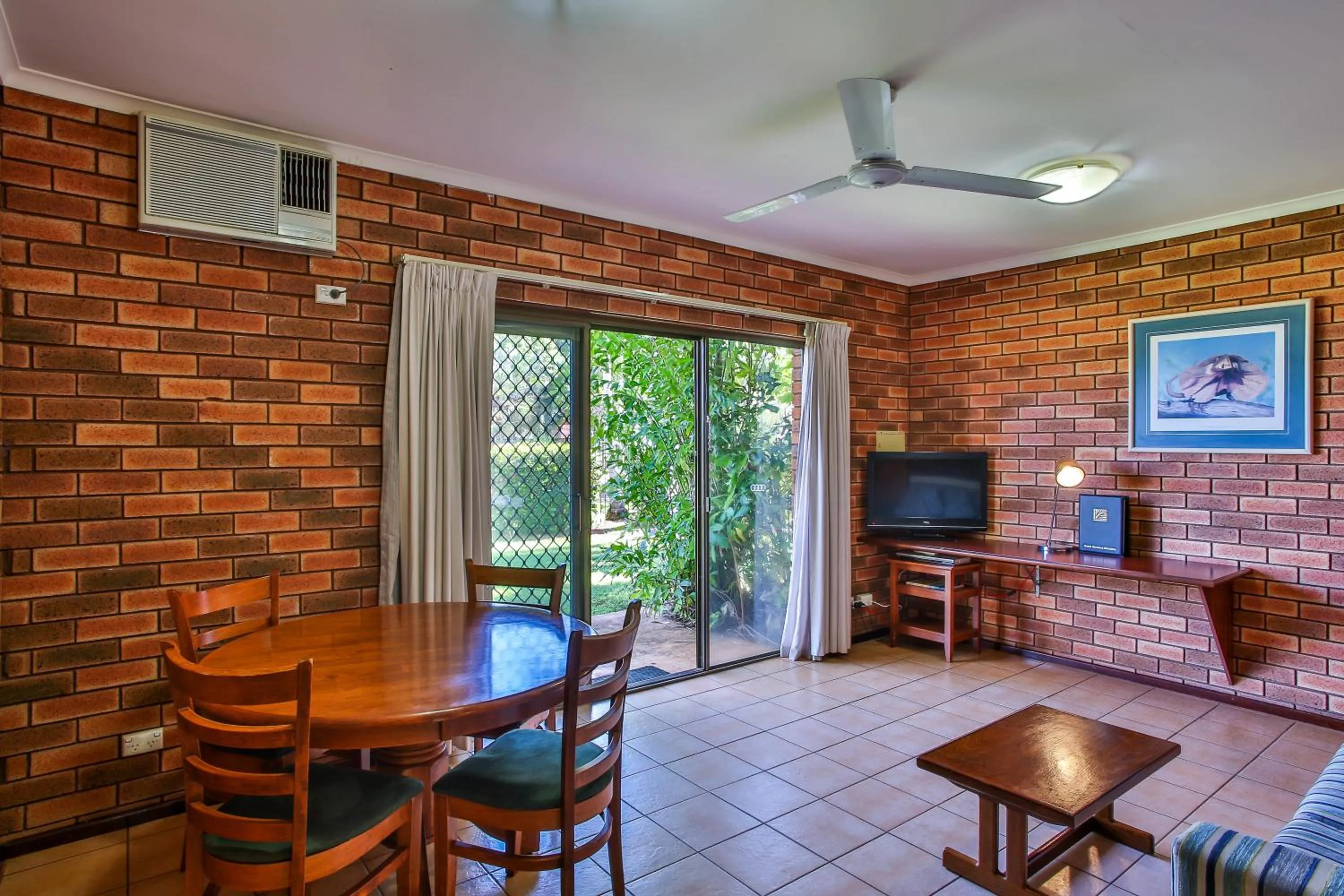 Living room in Bayside Holiday Apartments