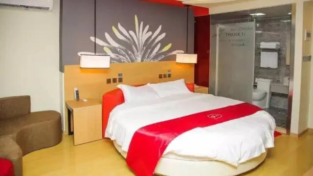 Bed in Thank Inn Chain Hotel Guangdong Shanwei Haifeng County Erhuan Dongnanqiao