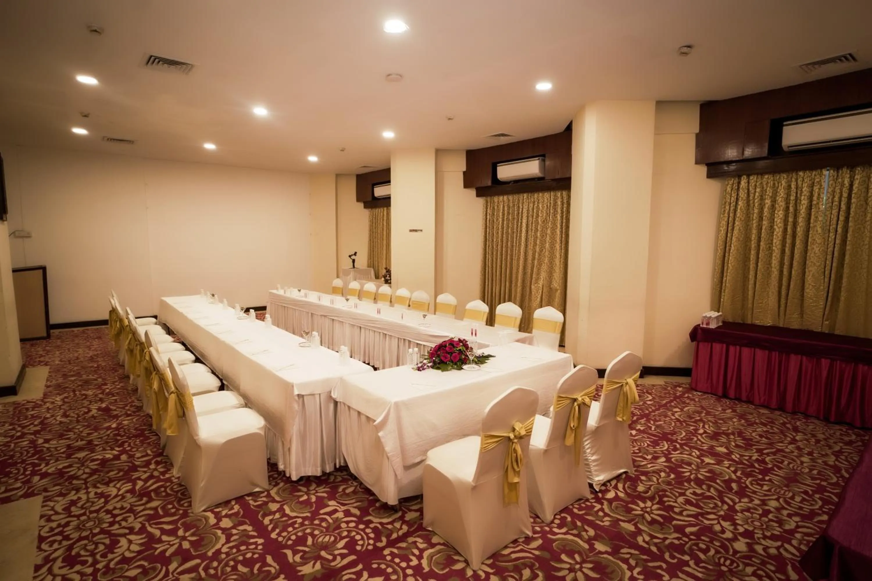 Meeting/conference room in Ambassador Ajanta Hotel, Aurangabad