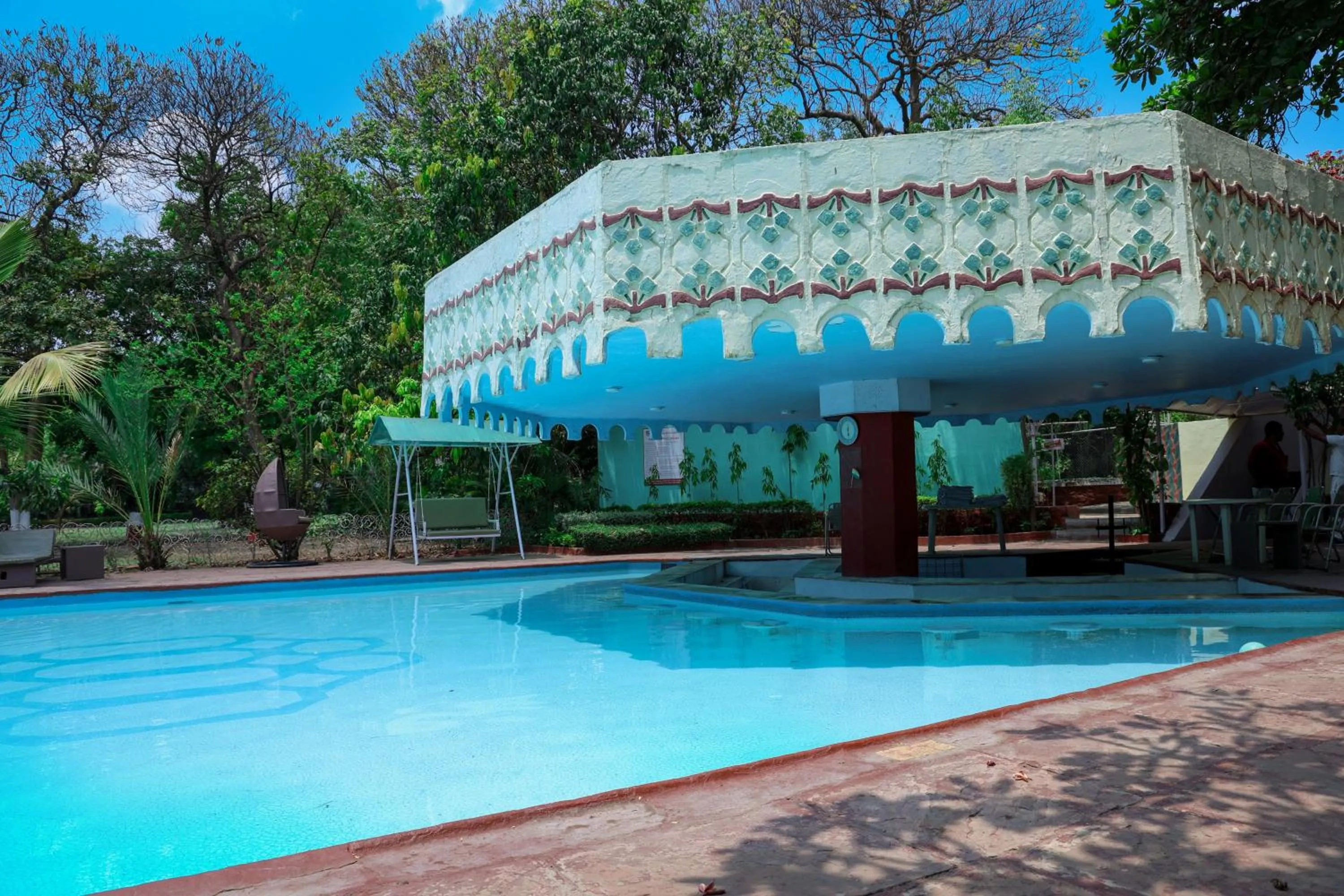 Swimming pool in Ambassador Ajanta Hotel, Aurangabad