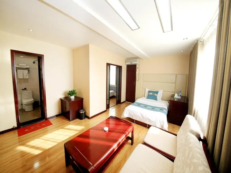 Bed in Thank Inn Chain Hotel Gansu Wuwei Fenghuang Road