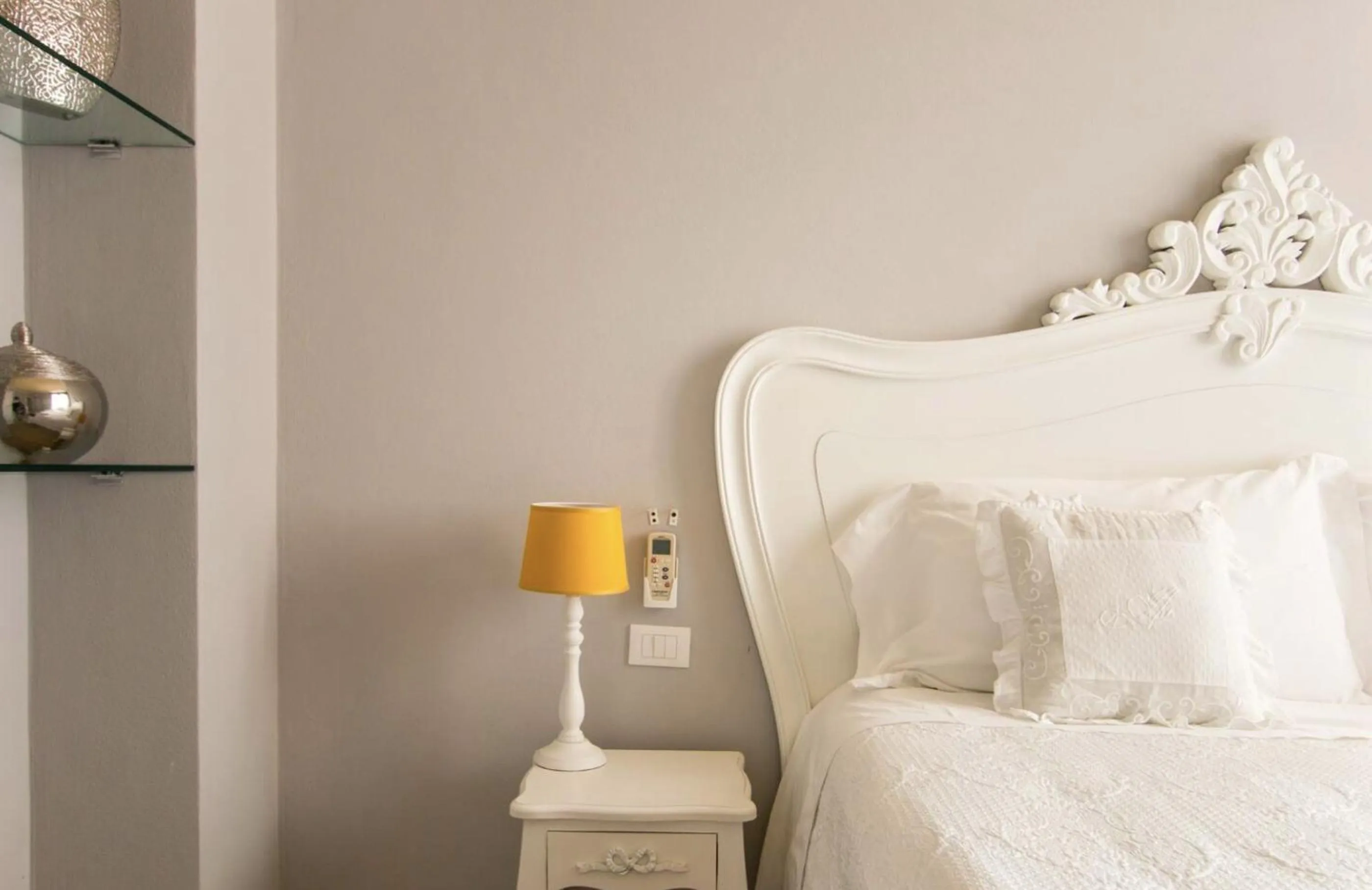 View (from property/room), Bed in Affittacamere Casa Dane'