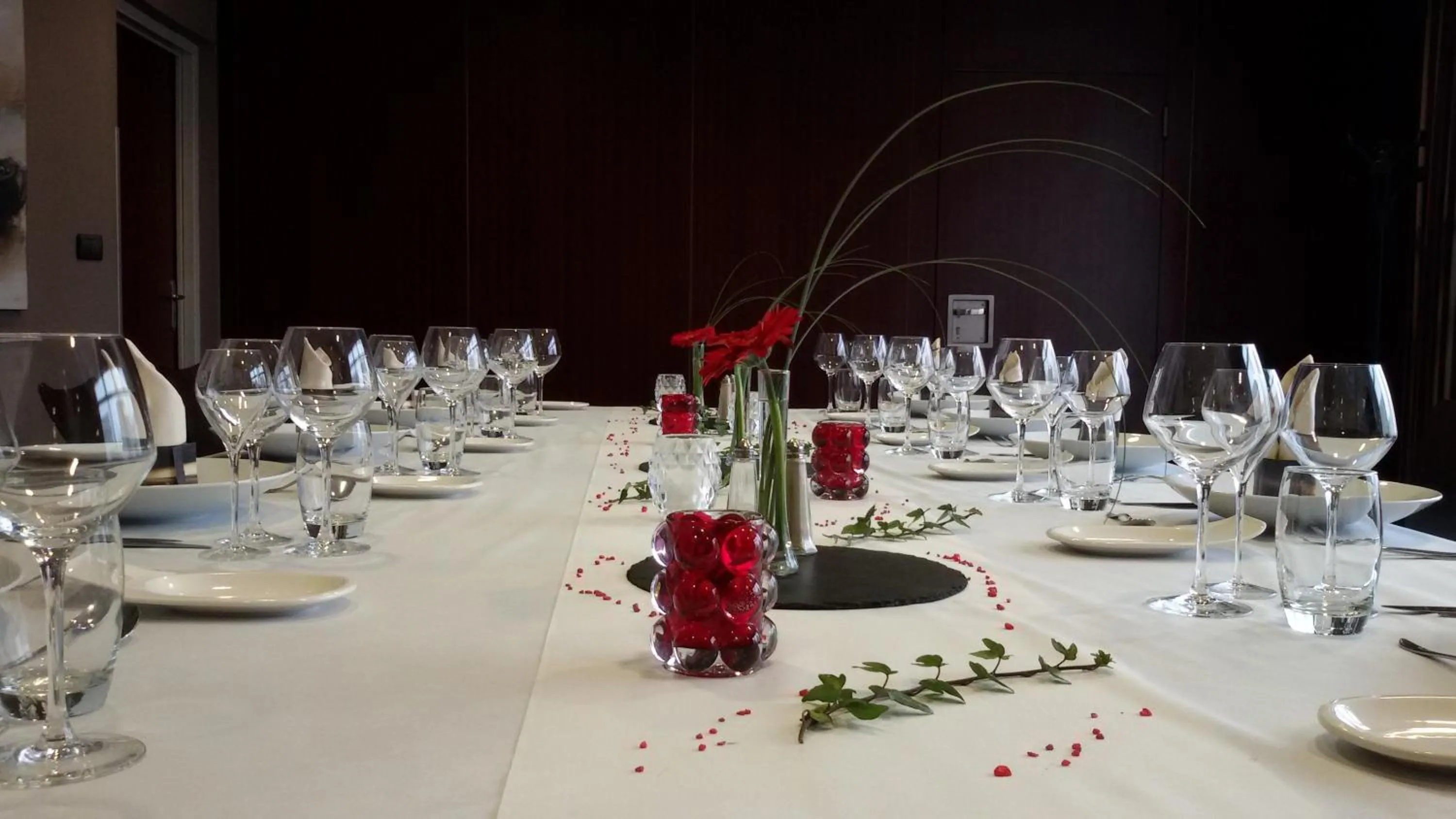 wedding in Hotel De Loire et Restaurant Les Bateliers