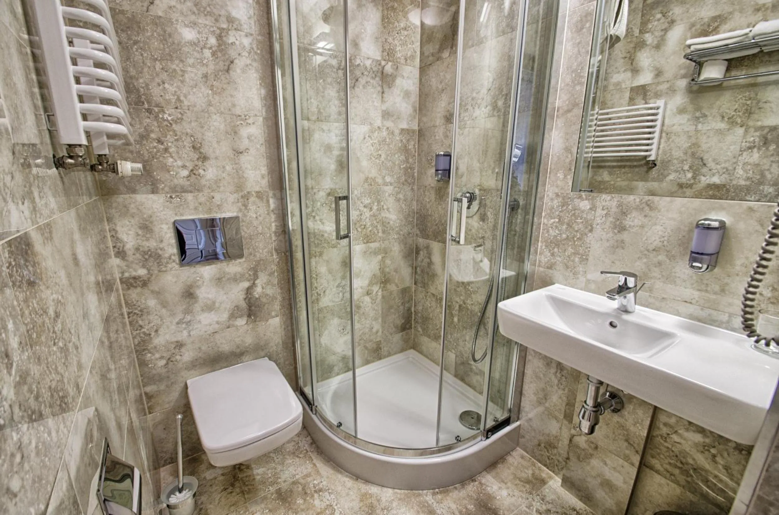 Photo of the whole room in Hotel Toporów